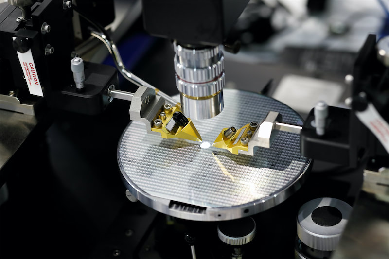 Silicon Wafer Prices Drop Slightly amid Poor Shipments