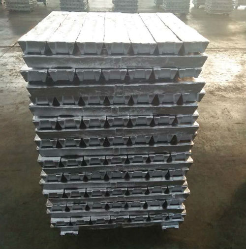 
                        铝合金锭 ADC10 再生
                    