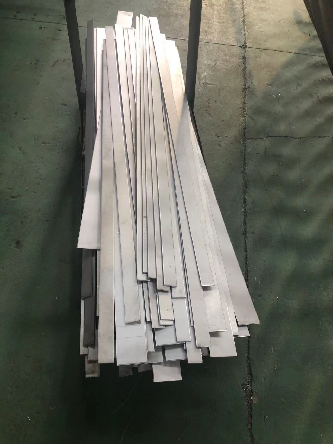 欣旺腾现货TA2钛合金高强度钛板 化工可零切钛合金板 高精密度钛合金板