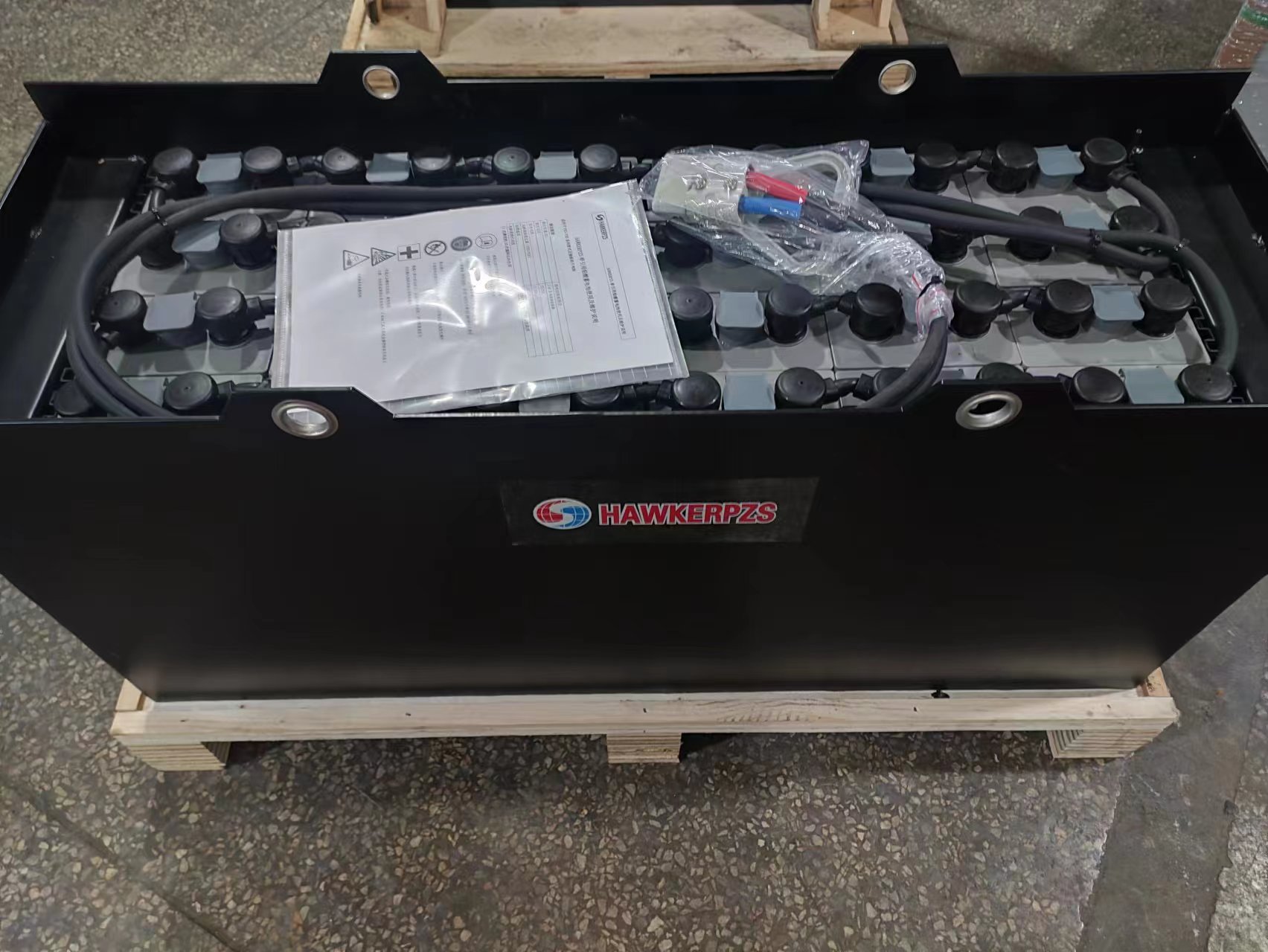 4PzS460/48V英国霍克蓄电池厂家配套林德叉车E15C电瓶 全新电瓶容量高