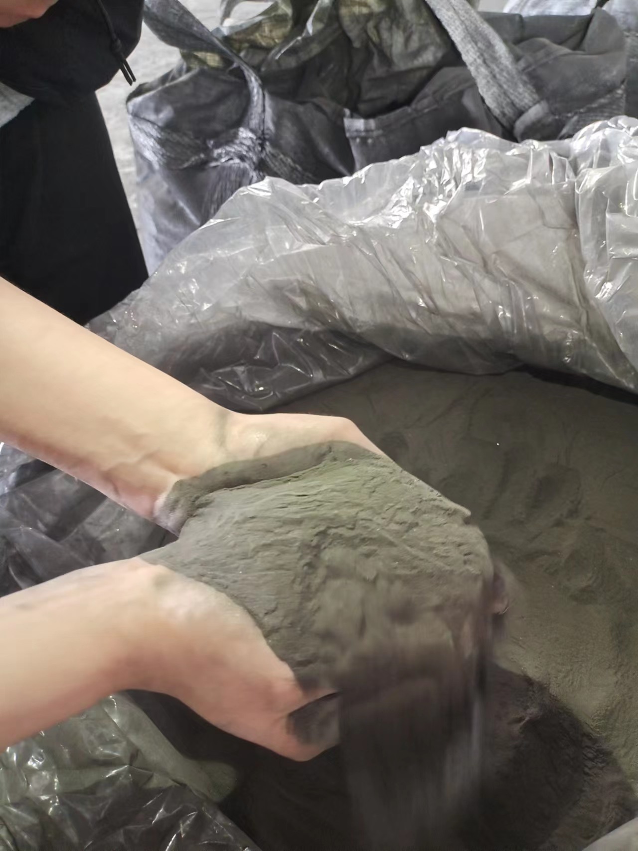 安阳大量提供焊条生产药皮辅料-45雾化硅铁粉