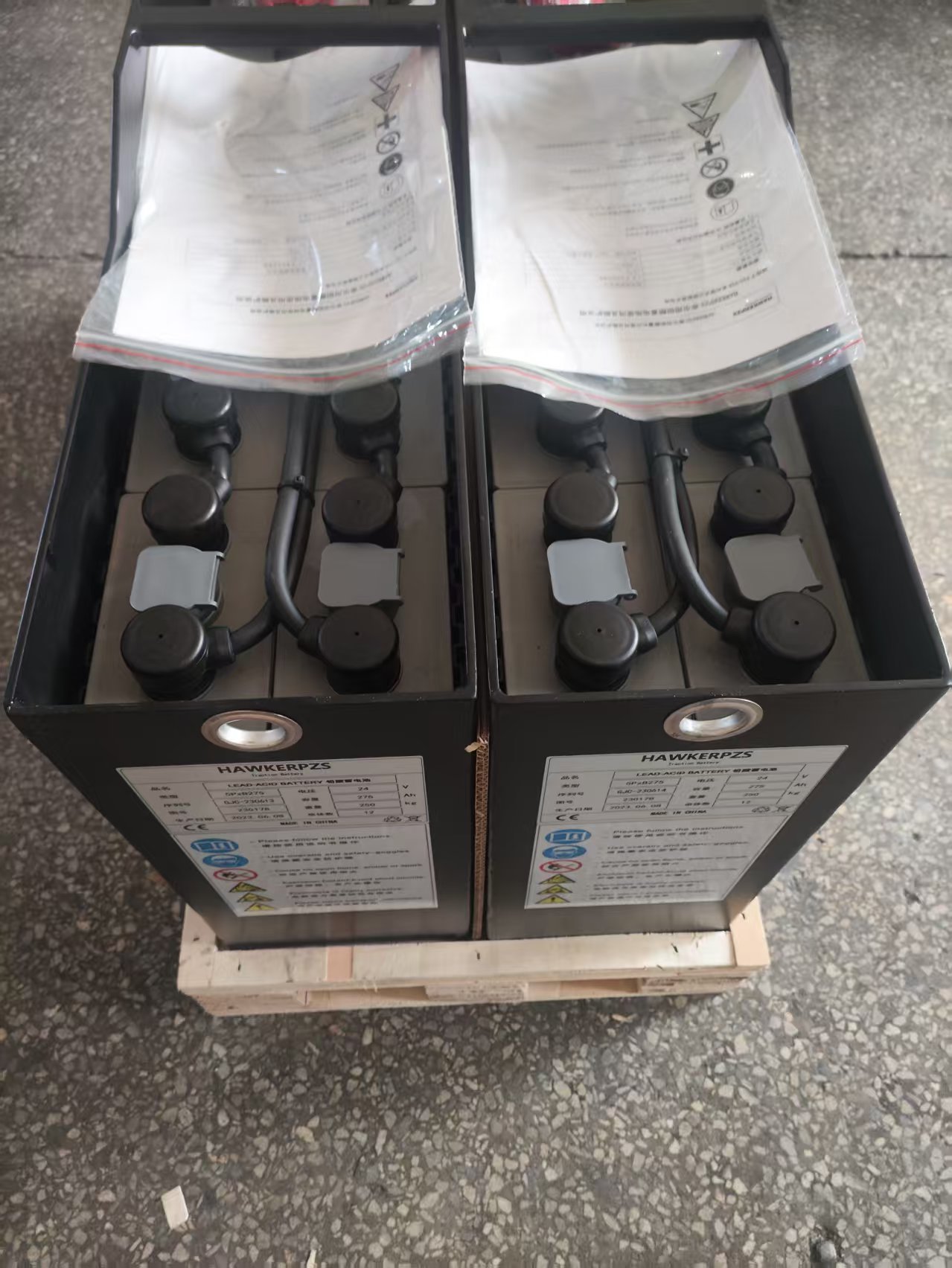 霍克蓄电池4PzS220杭叉CPD15-AEY2铅酸蓄电池80V220Ah叉车