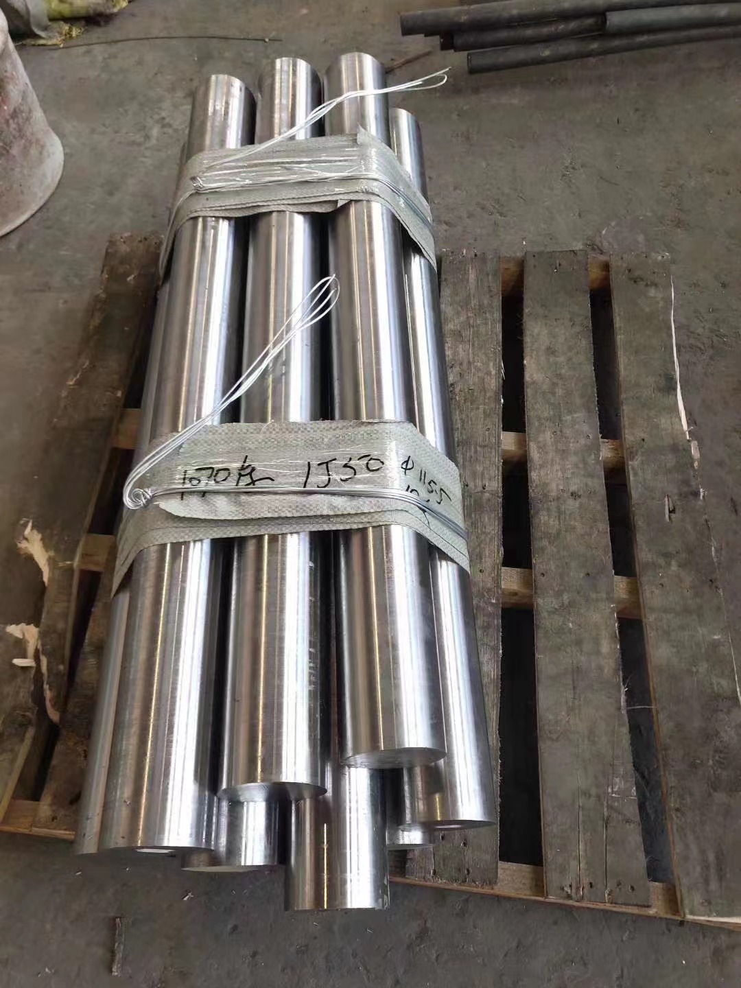 百科全解：耐热不锈钢-C422合金板/棒/丝规格