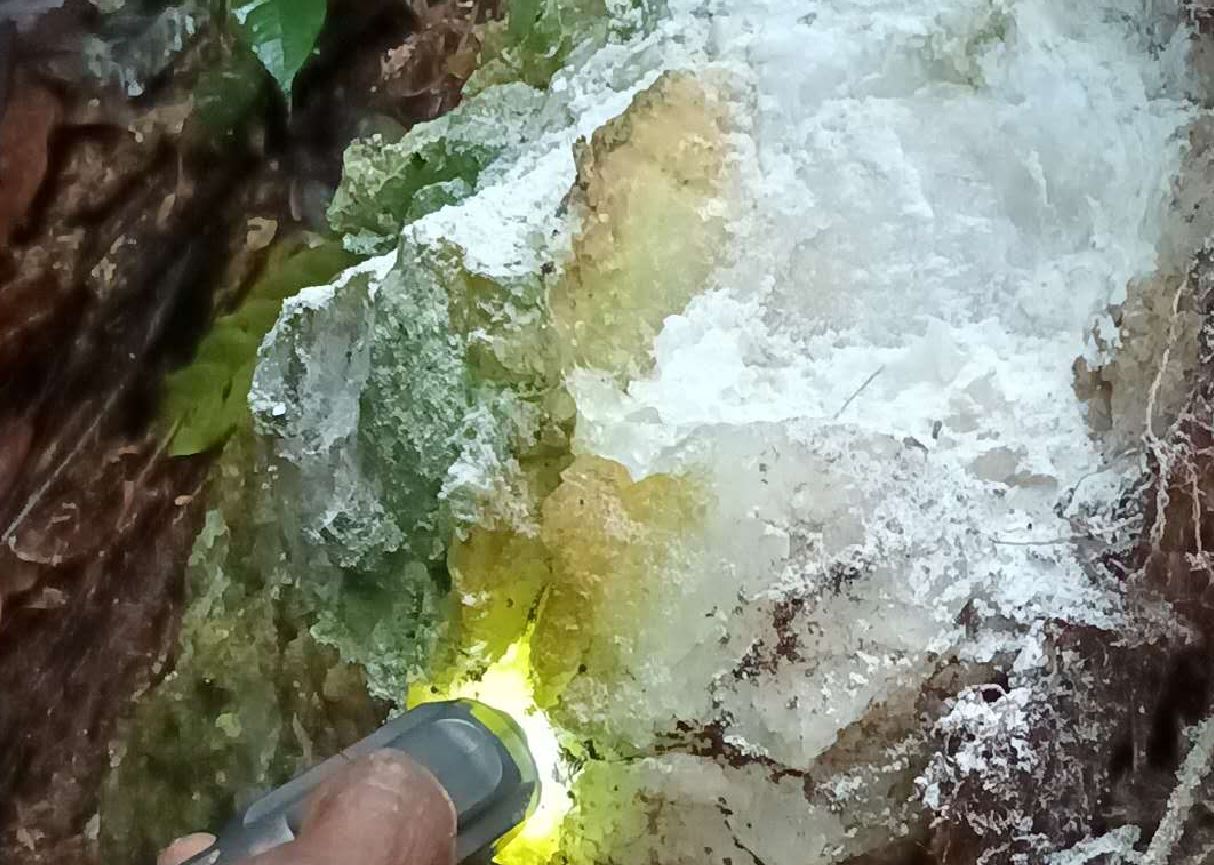 非洲脉石英CIF中国