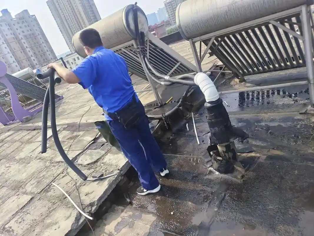 武汉申豪太阳能售后电话∑不上水上水不停≮漏水不加热温度≌24小时竭诚为您服务