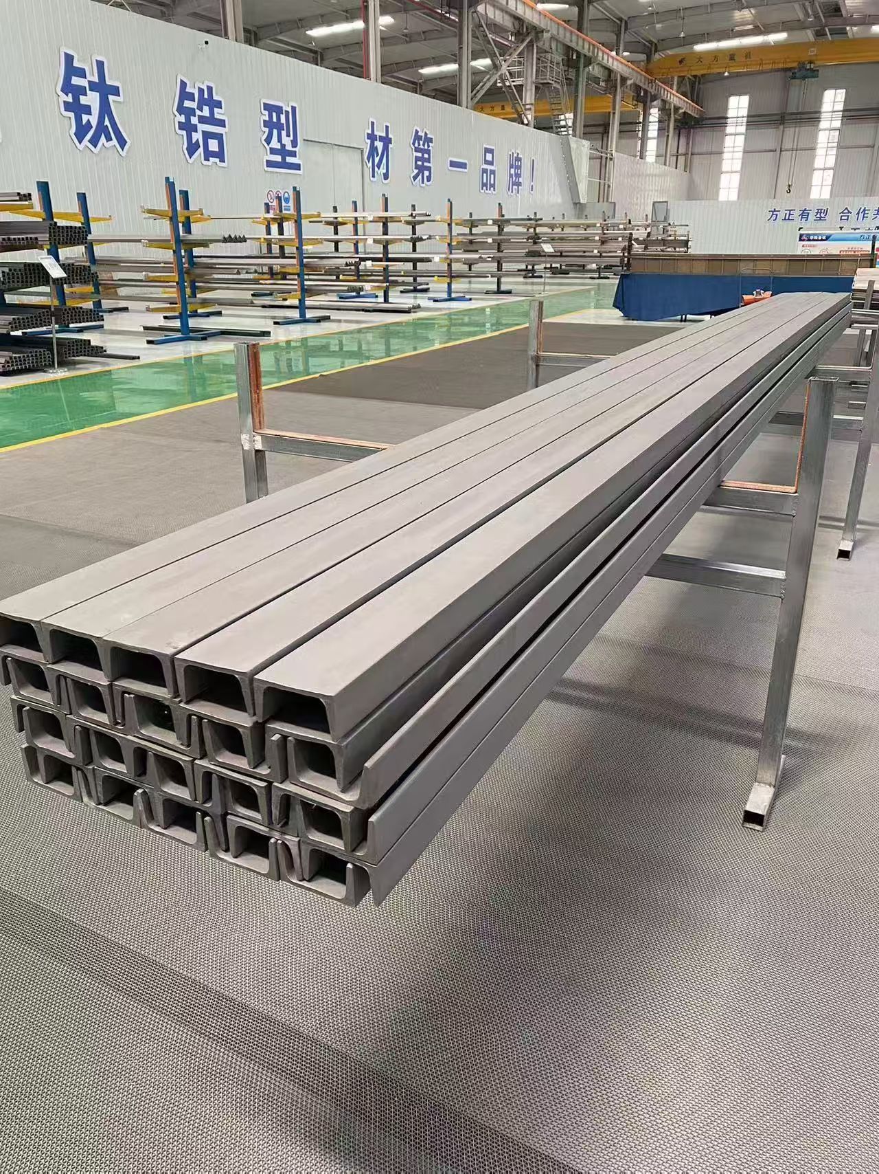 欣旺腾现货TA2钛合金角钢  C型槽钢  T型槽钢  化工用钛合金槽钢