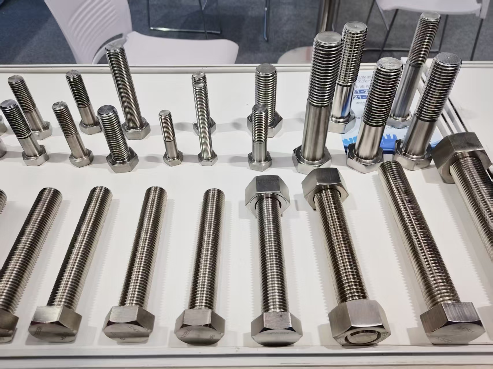 A2-100不锈钢耐腐蚀螺栓厂家选择指南：栢尔斯道弗，您的品质之选