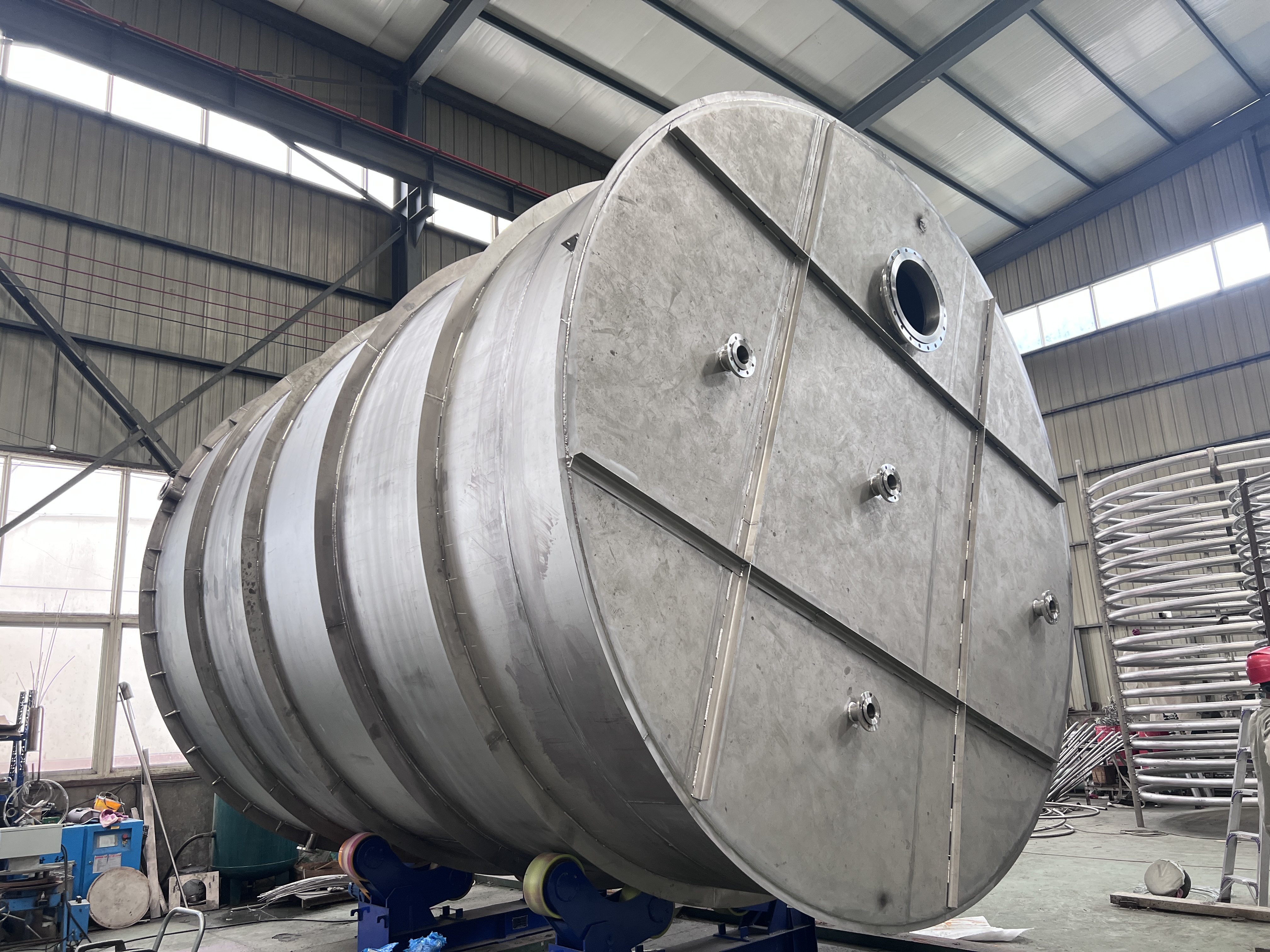 加工定制TA2钛储罐 酸碱溶液 钛罐体  化工高强度钛筒体 来图定制