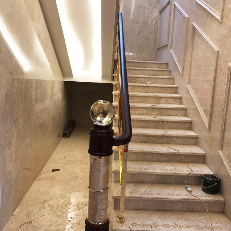 哈尔滨k金铜楼梯扶手铝艺弧形沙金护栏新款式