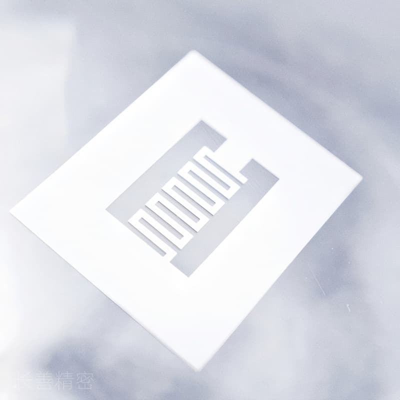 掩膜版与探针卡：微米级结构的激光精密成型半导体金属与系统级能力构建
