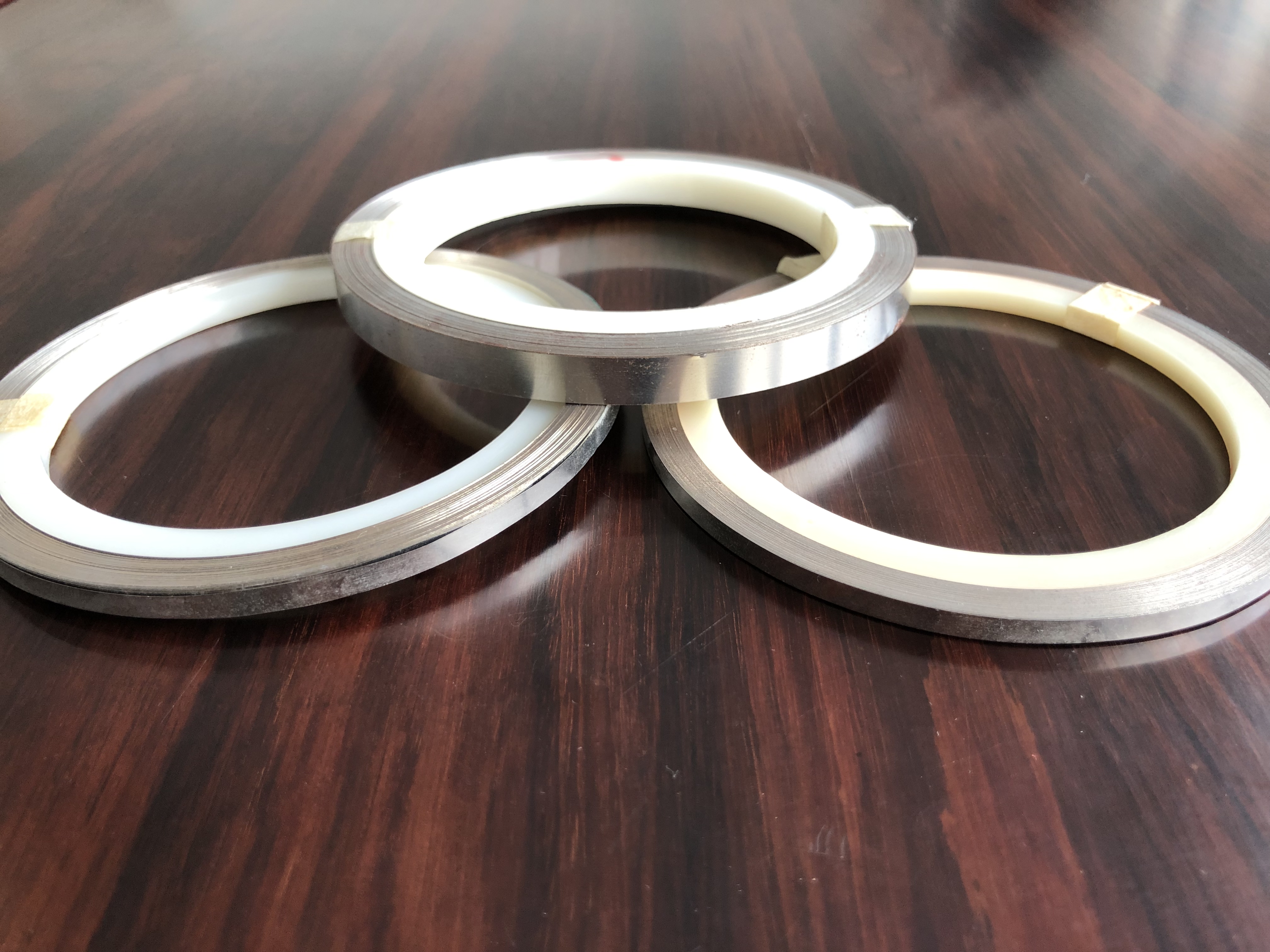 加工高温合金箔及精密线丝：GH1015，GH1016，GH1035，GH1040，GH1131