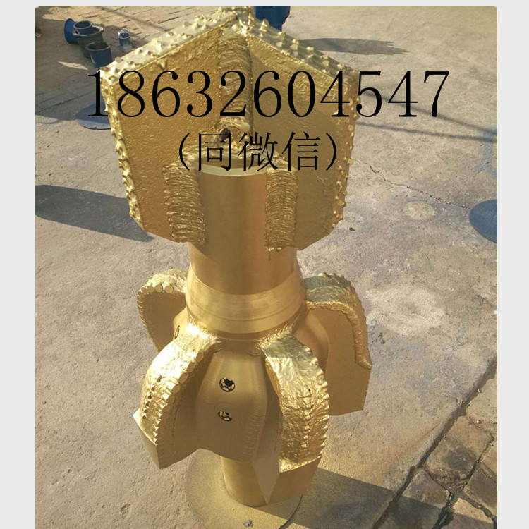 复合片刮刀钻头 200mm扩孔器钻头 厂家直销