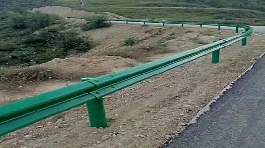 呼和浩特公路防撞波形护栏板每米价格