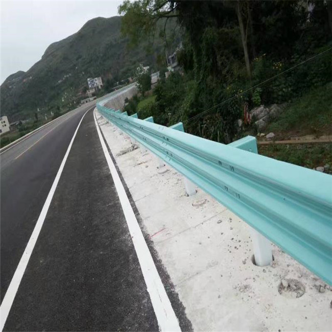 安徽黄山休宁县公路波形梁护栏板厂家批量价
