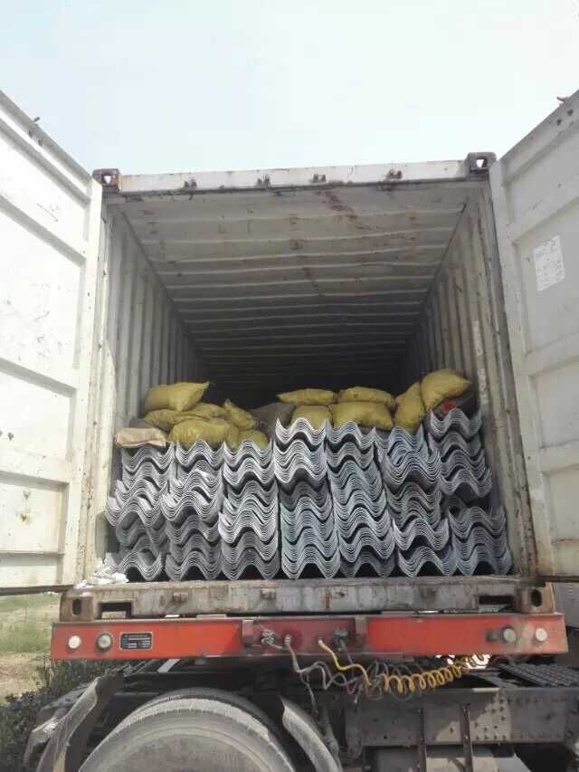 江苏苏州公路波形板护栏生产厂家