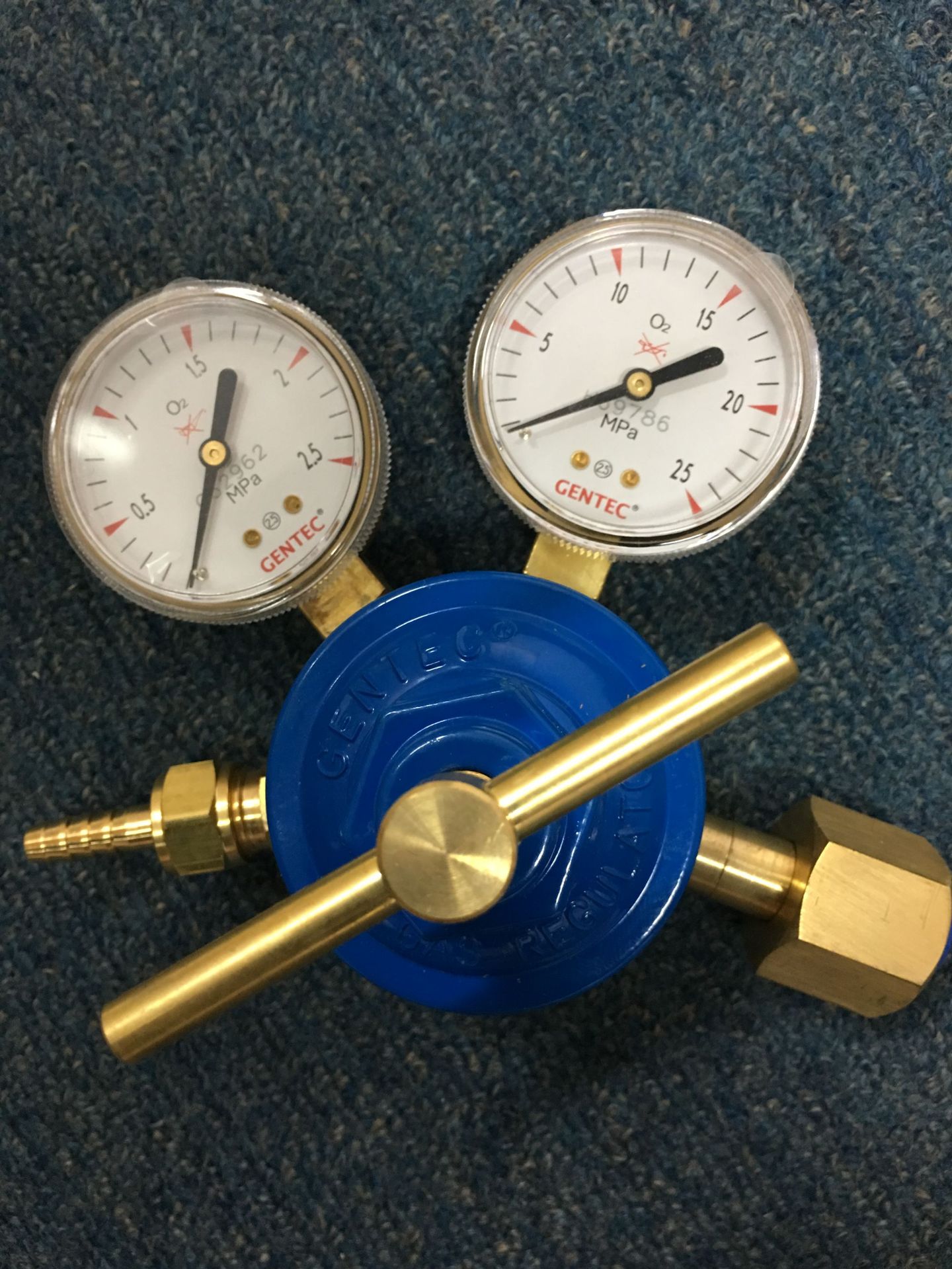 进口黄铜气瓶减压阀 进口氧气减压器 进口氮气减压器