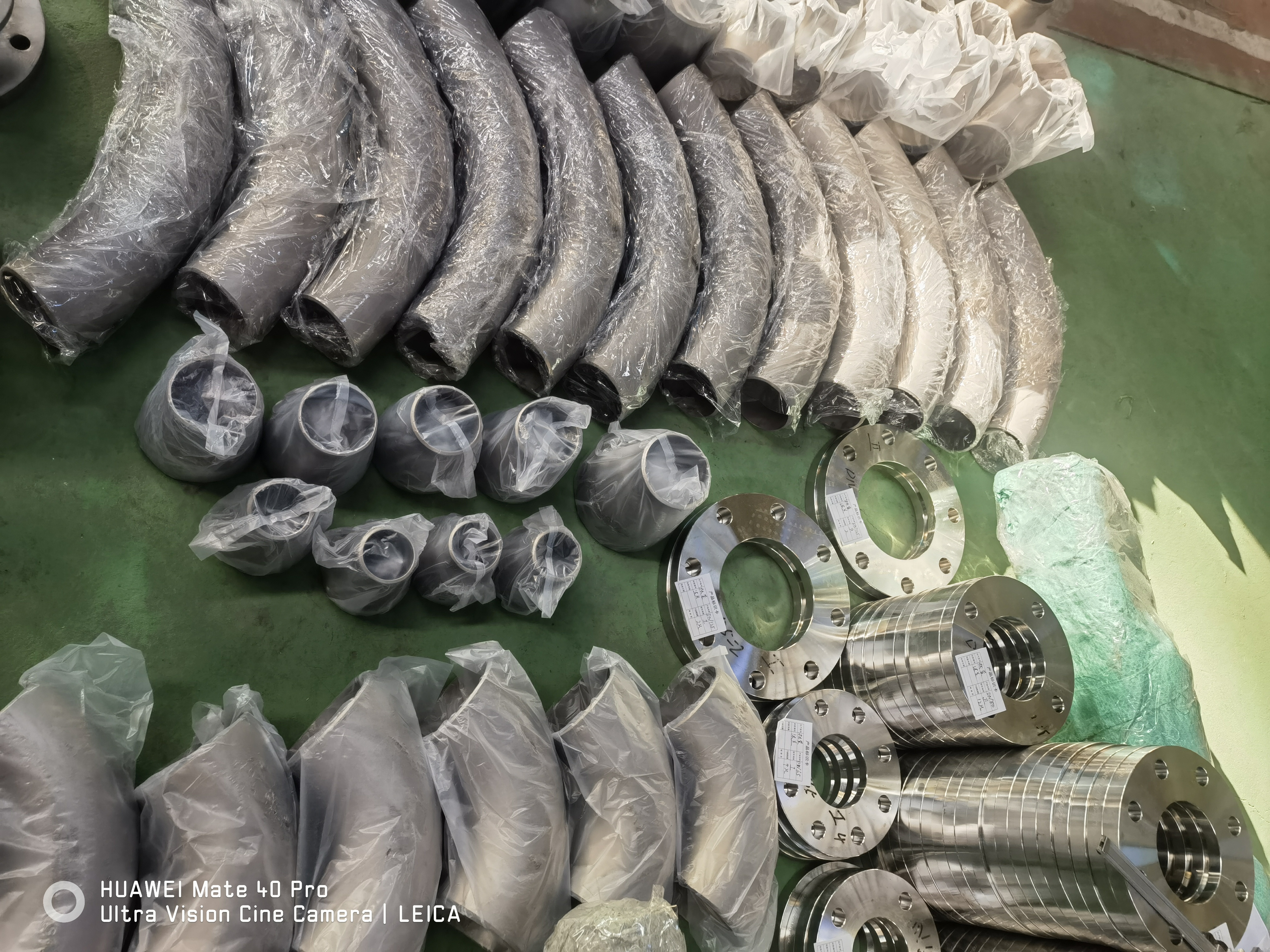 现货TA2钛合金弯头   化工用高强度钛弯头  冲压钛弯头   无缝弯头