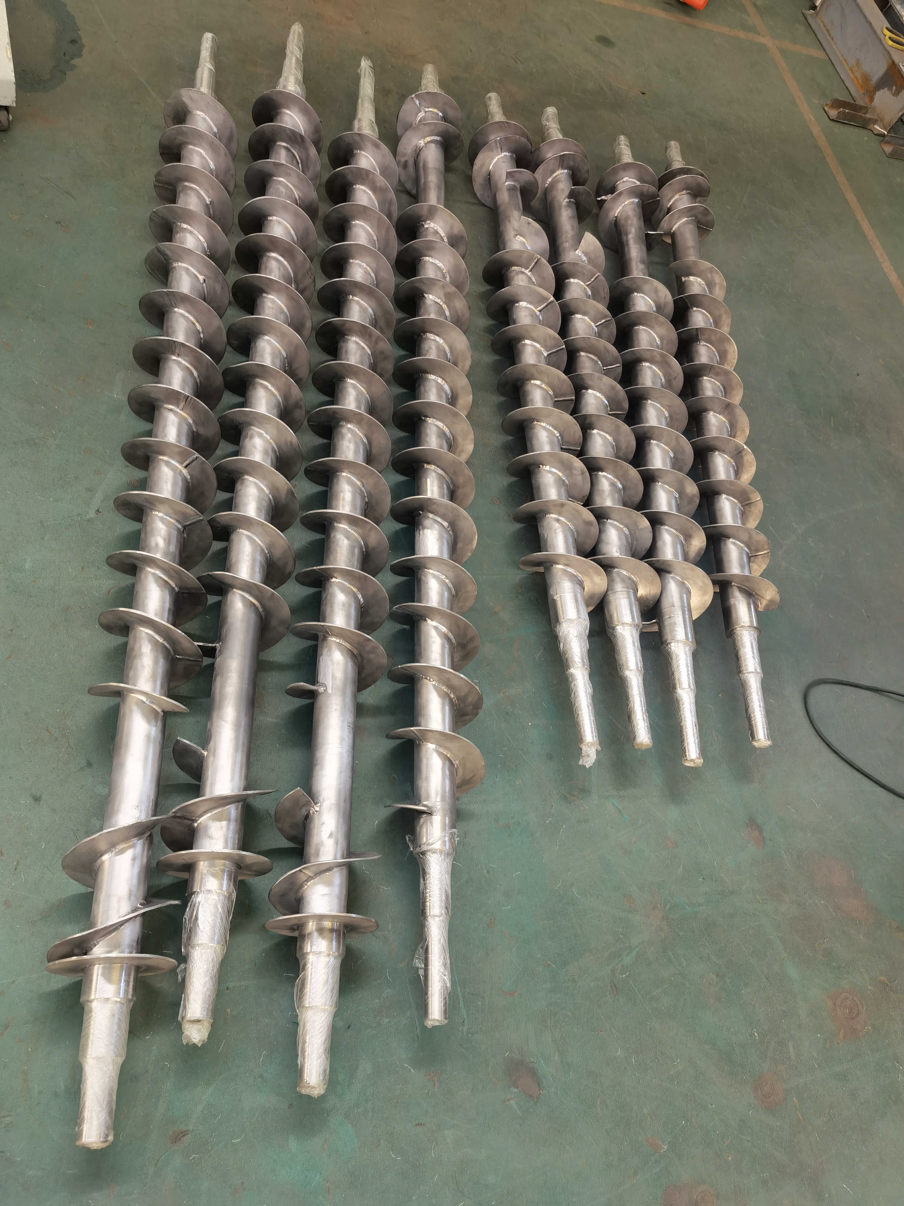 欣旺腾加工定制TA2钛合金绞龙 化工上料螺旋设备 上料钛搅拌轴