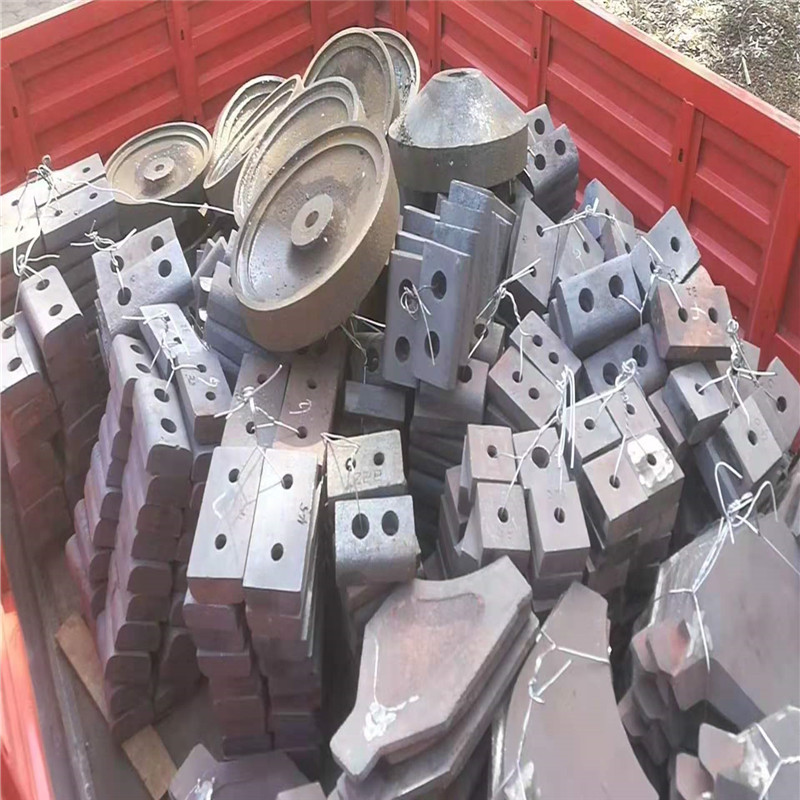 8518制砂机反击块 江浙制沙机220耐磨块 7611冲击破碎机甩锤高铬合金方锤