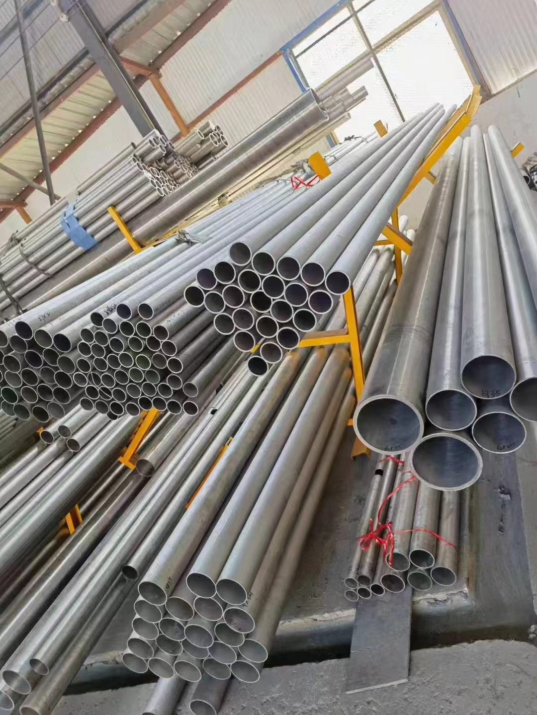 欣旺腾定制TA2钛合金无缝管 可定尺零切钛合金管  高耐腐蚀钛管