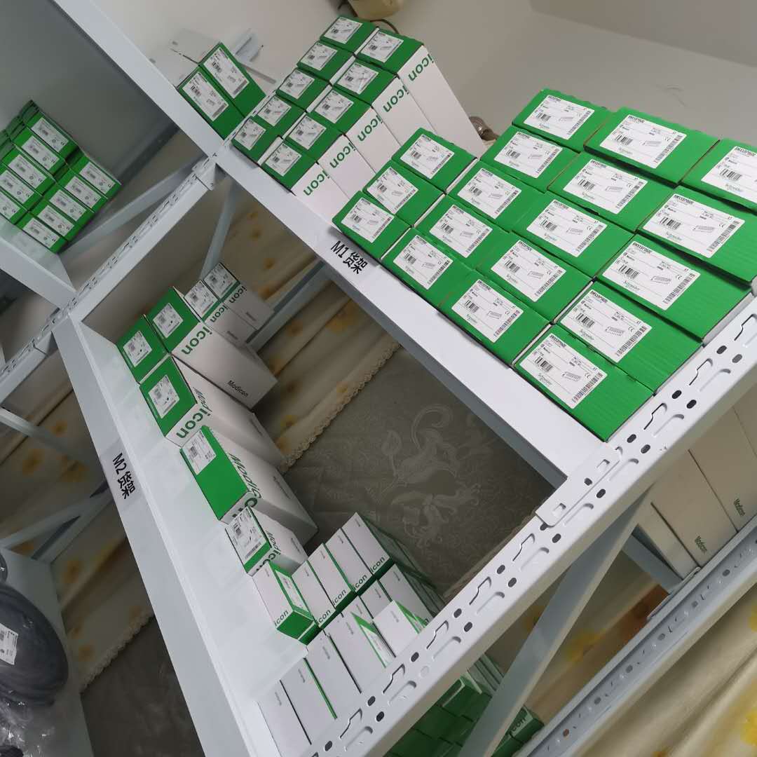 ABE7CPA31	8通道模拟量隔离输入子基板，用于BMX AMI08*0，螺钉接线