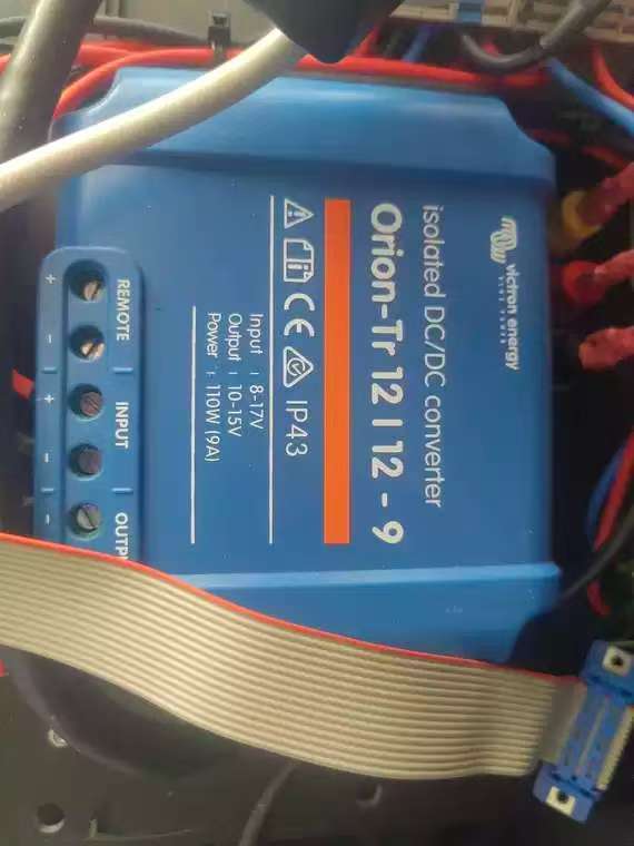 Victron  energy荷兰进口智能直流变换器Orion-Tr 12/12-9A(110W)