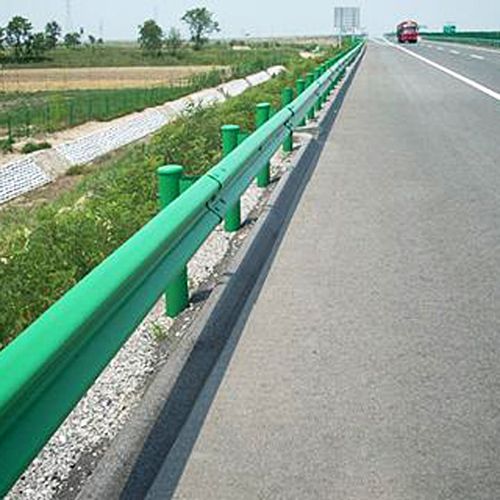 呼和浩特公路防撞波形护栏板每米价格