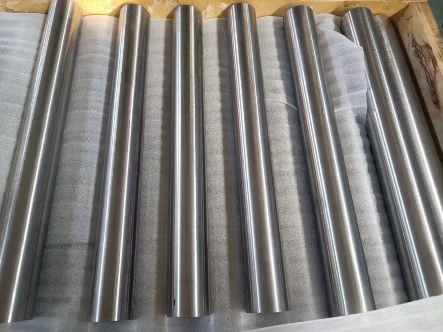 欣旺腾现货TA2钛合金钛棒 化工高强度钛材圆棒  可零切钛棒