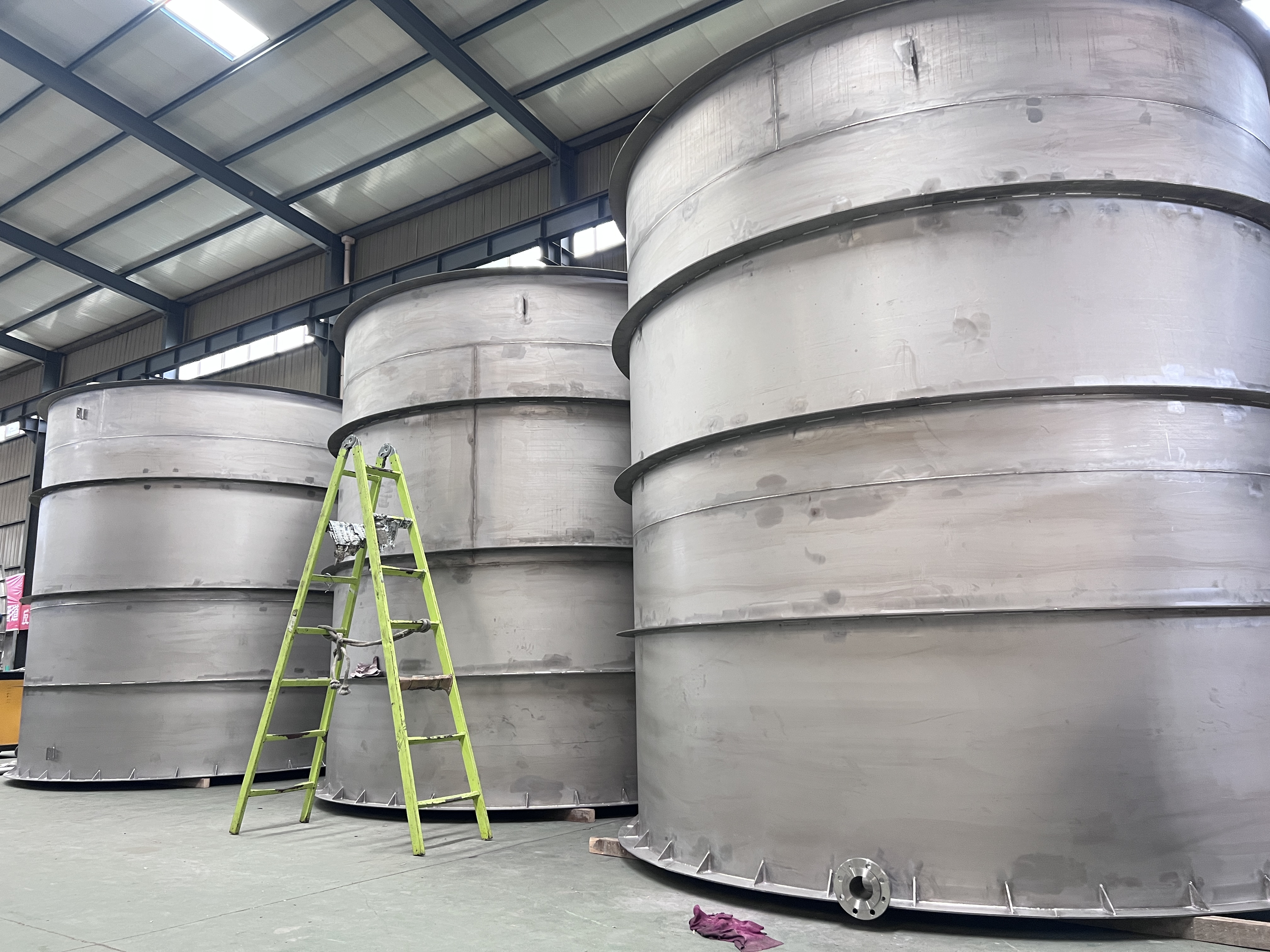 加工定制TA2钛储罐 酸碱溶液 钛罐体  化工高强度钛筒体 来图定制