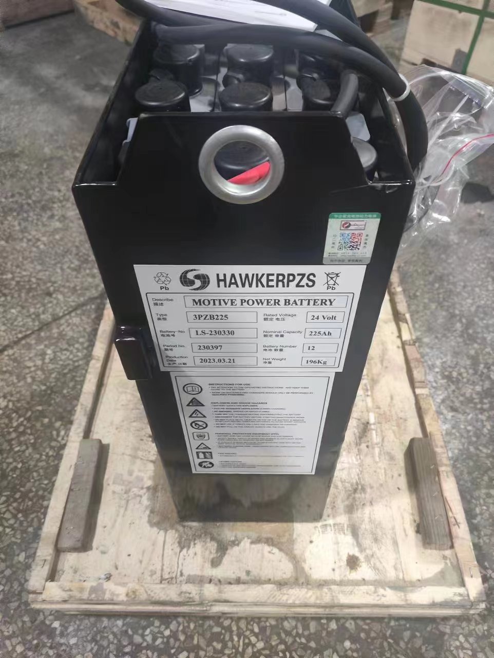 英国霍克蓄电池4PzS240铅酸叉车电池80V240Ah杭州叉车CPD15AEY2