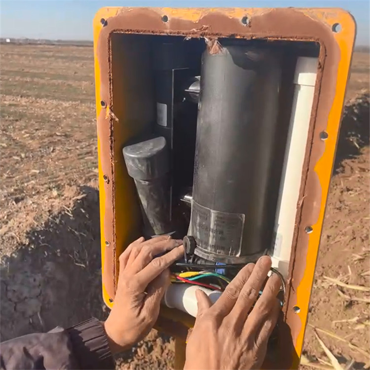 排流设备选型：固态去耦合器与钳位式排流器核心差异解析