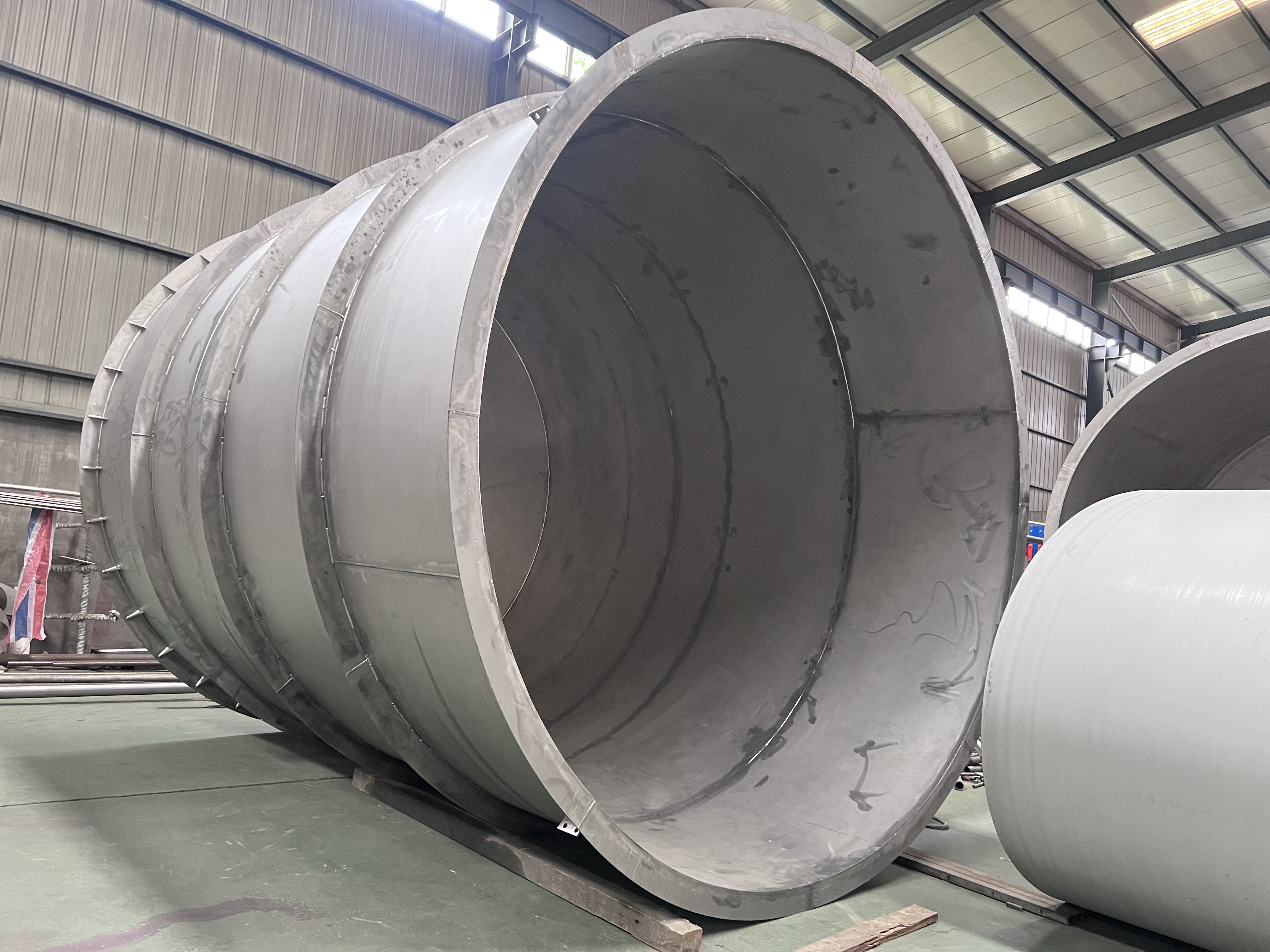 欣旺腾加工定制TA2钛合金设备  化工钛搅拌反应釜 钛罐体