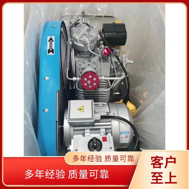 每分钟0.3立方排气量300公斤压力空压机