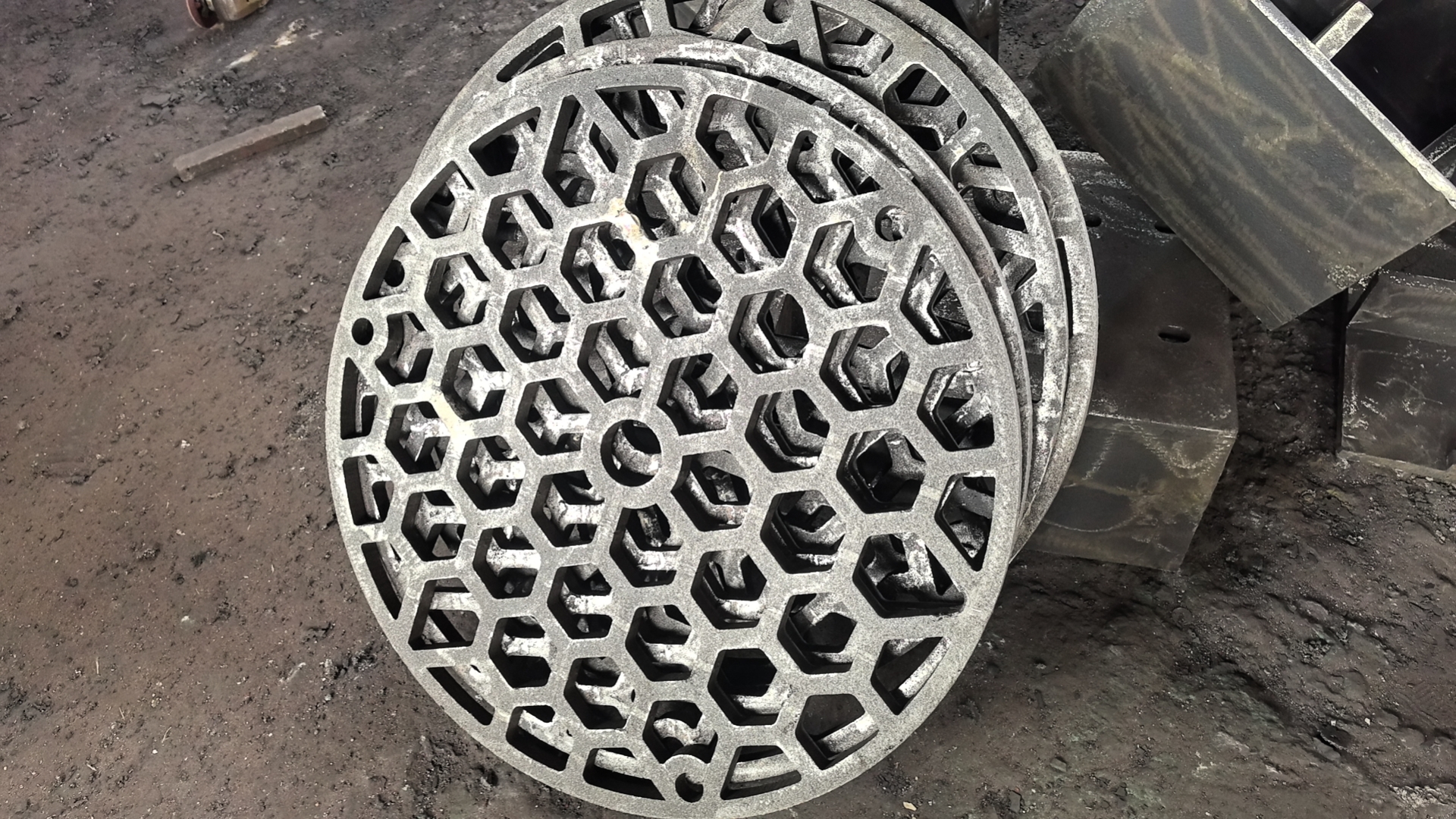 ZG35Cr24Ni7SiN精铸铸造料盘 热处理料框 夹具 镍七氮材质 热处理工装厂家
