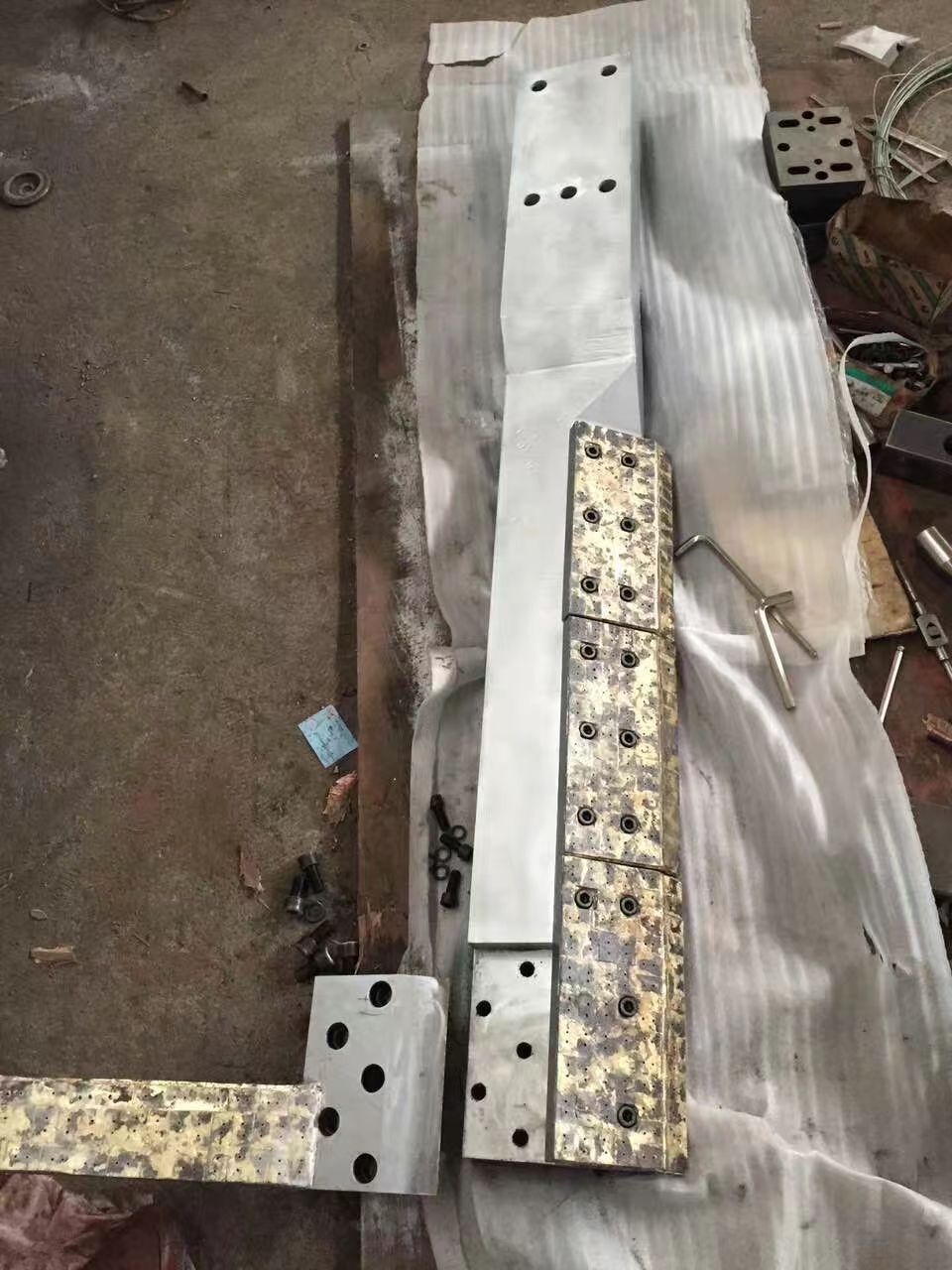 爱立许R24型混合机 不锈钢刀架 锻打一体成型