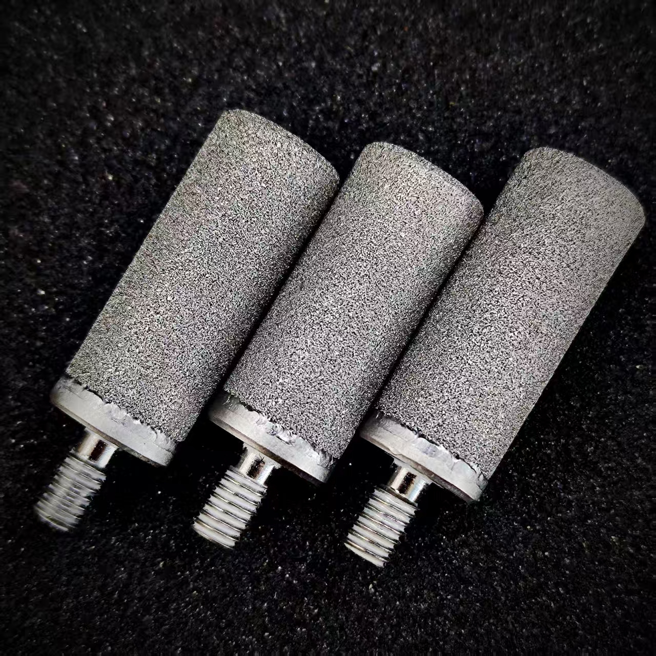 粉末烧结金属滤芯 一体成型高压耐用 流体 / 气体过滤核心元件