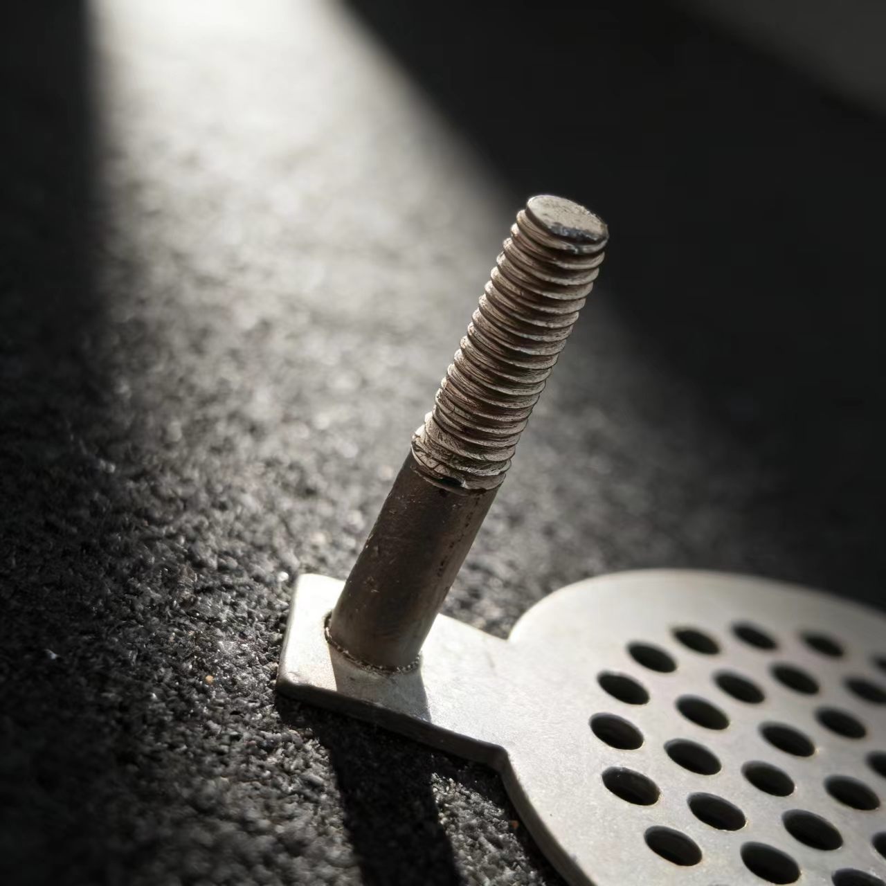 工业电解用带杆多孔钛电极板 钛阳极 污水处理 / 电渗析专用钛电极