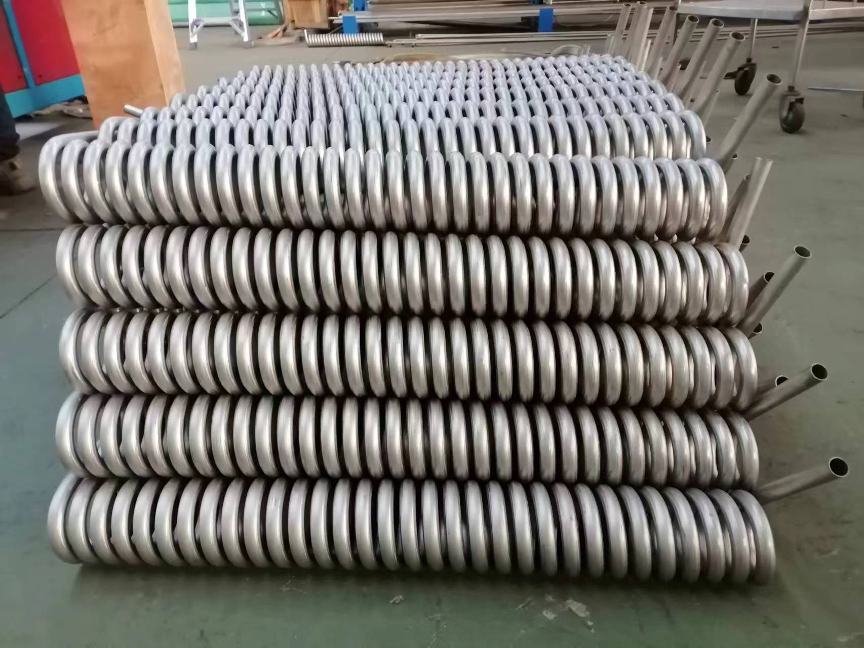 宝鸡钛材加工TA2纯钛小盘管 化工换热钛小盘管