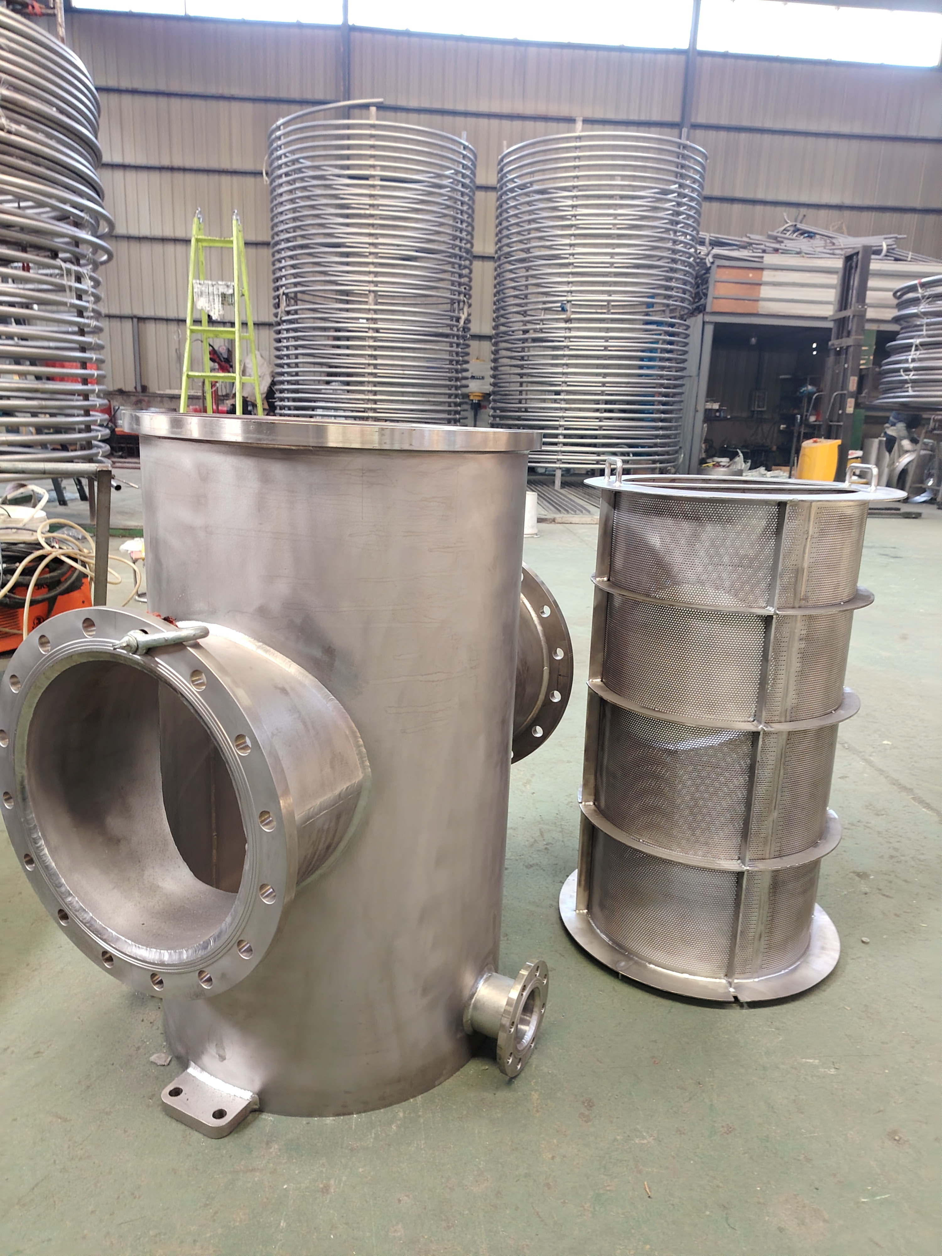 欣旺腾加工定制TA2钛合金滤网  化工高精密度钛滤网 钛合金滤网设备