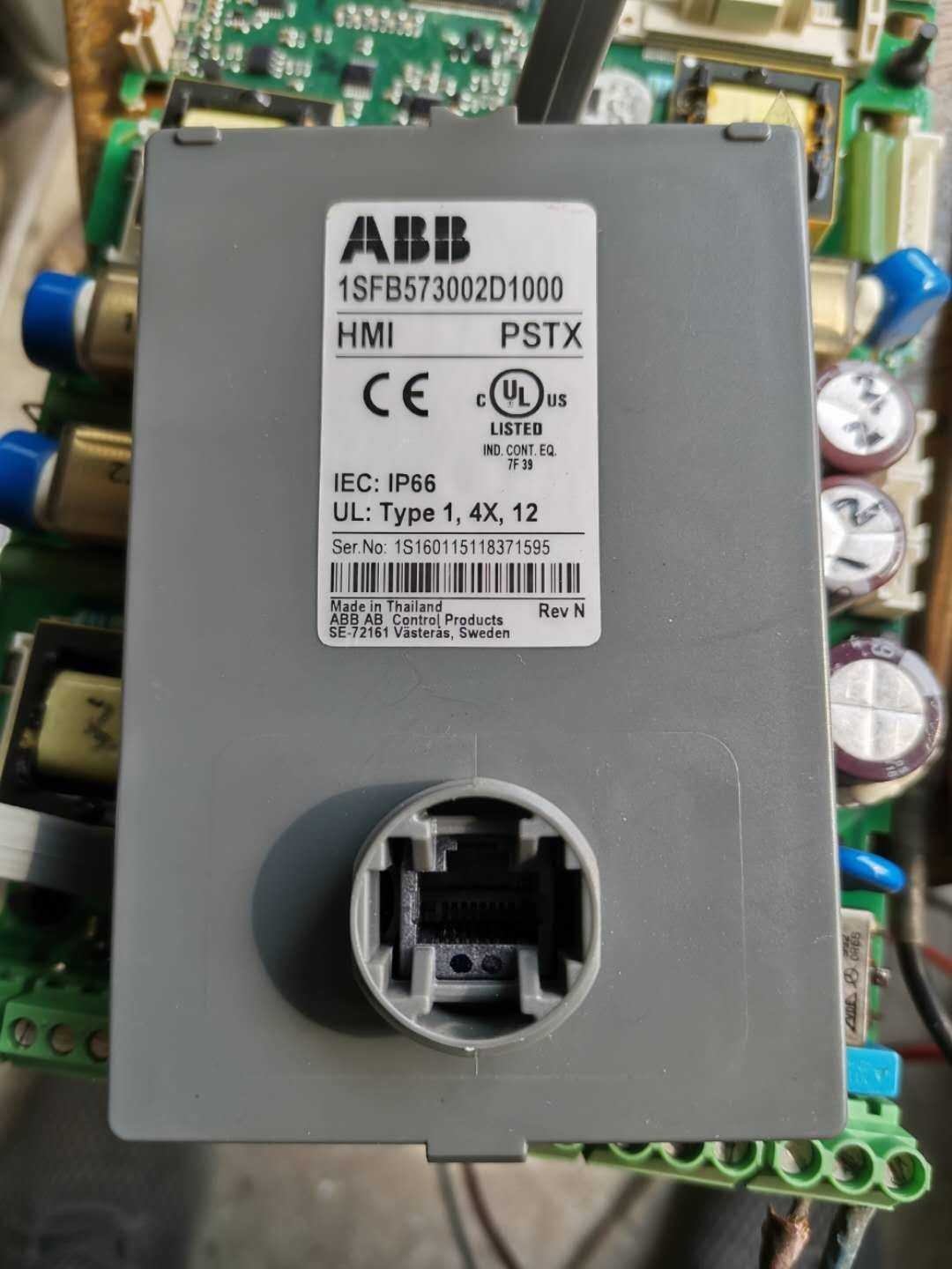 1SFB573002D1000 ABB HMI 操作面板模块