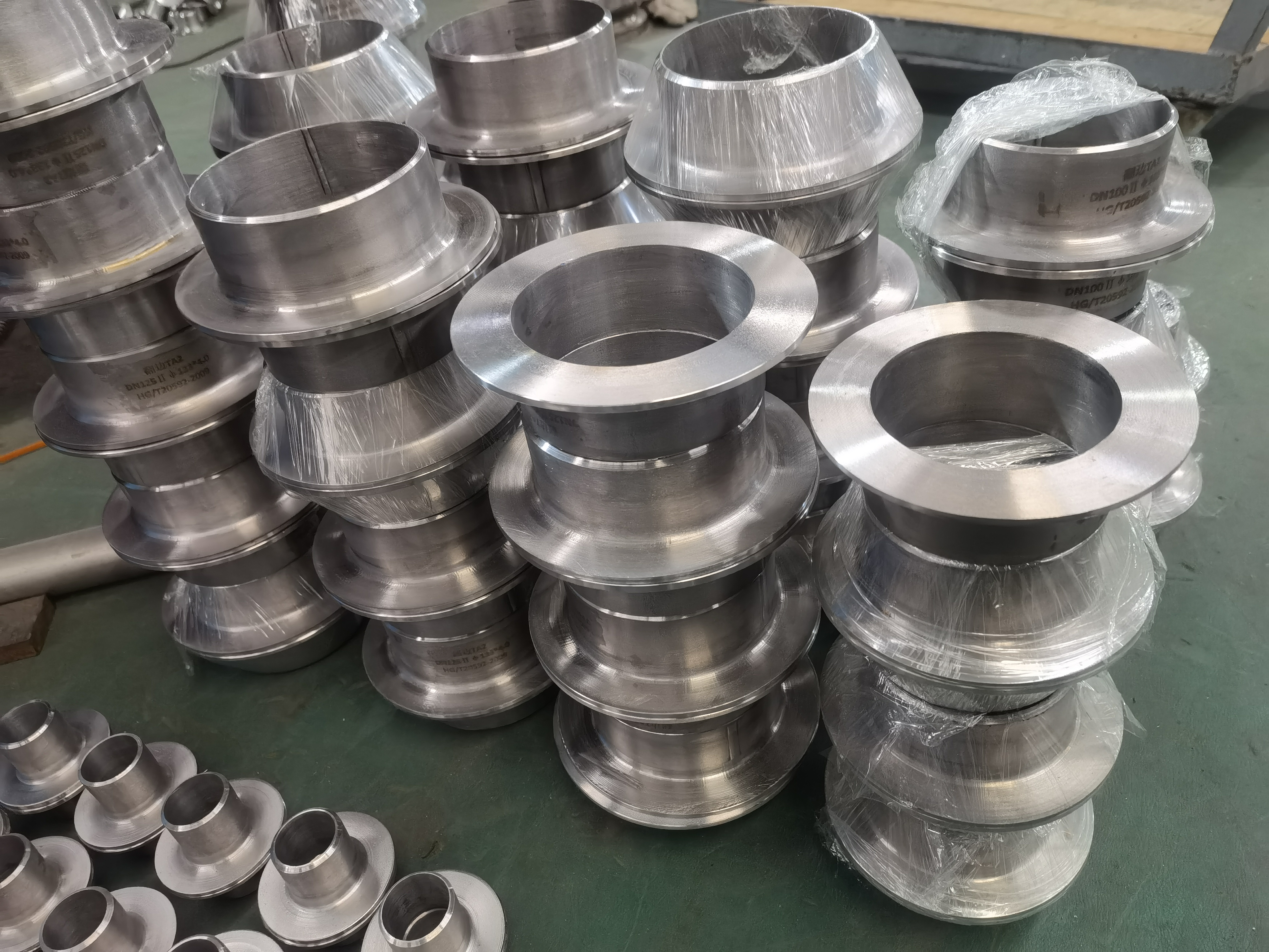 现货TA2钛合金翻边短接  高强度钛焊环 化工耐腐蚀钛合金翻边对焊环 可定制钛翻边