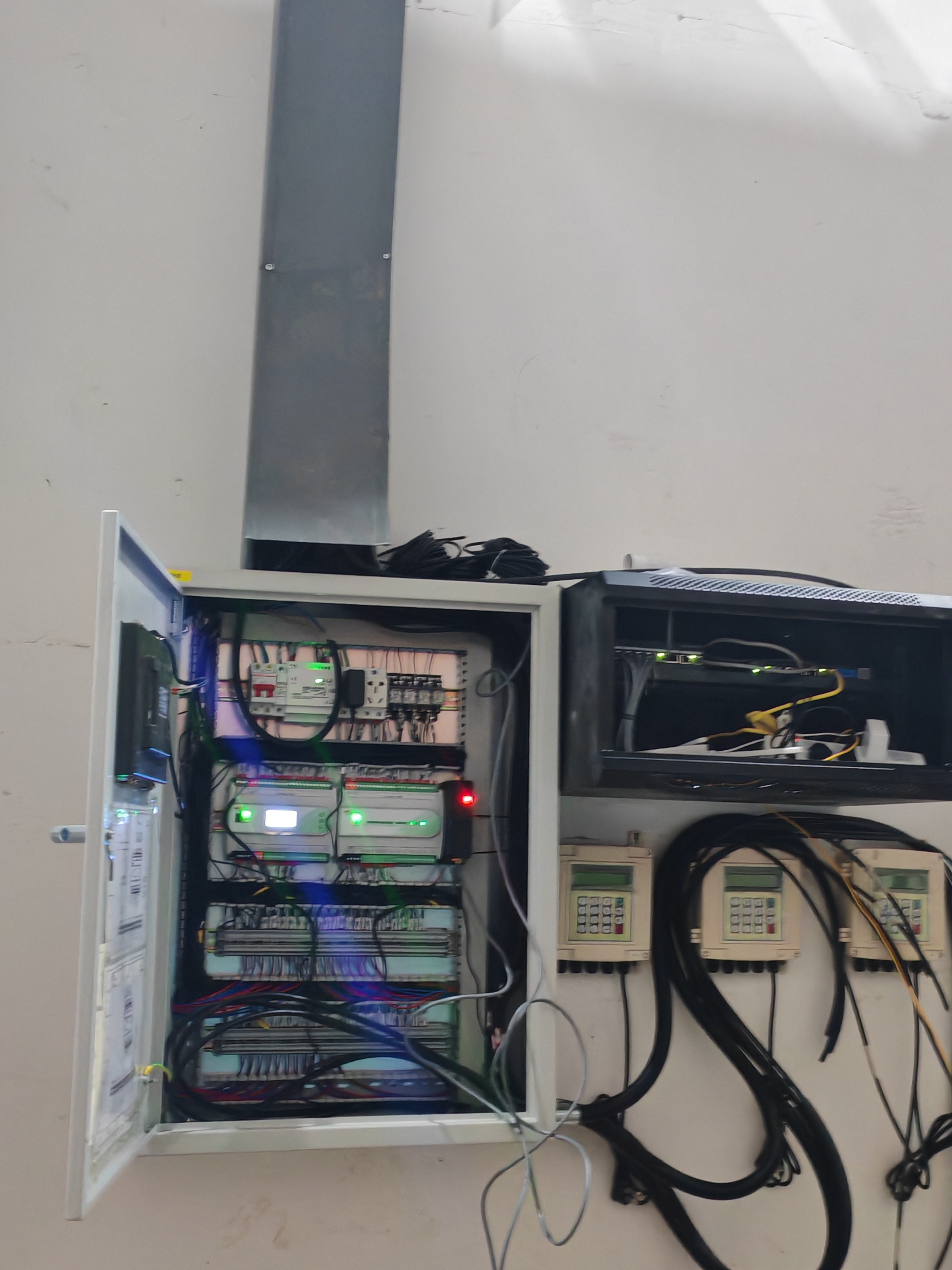 ECS-7000MR热交换系统节能控制器+ 能碳管理系统 + 数据中心换热负载适配