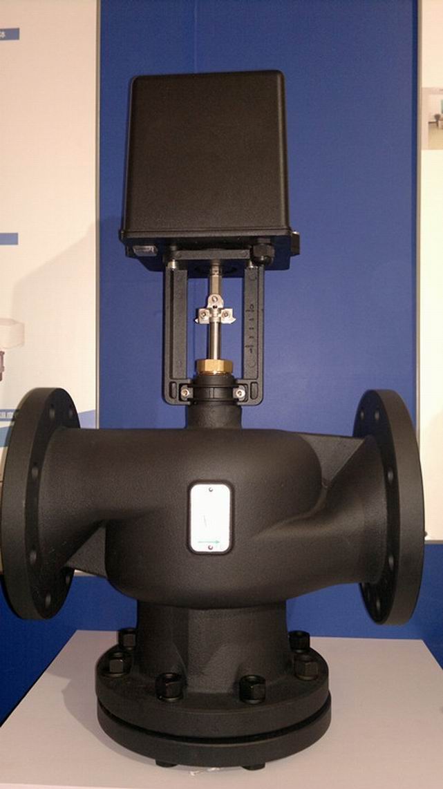 进口电动蒸汽调节阀 减压阀控制阀高温高压管道