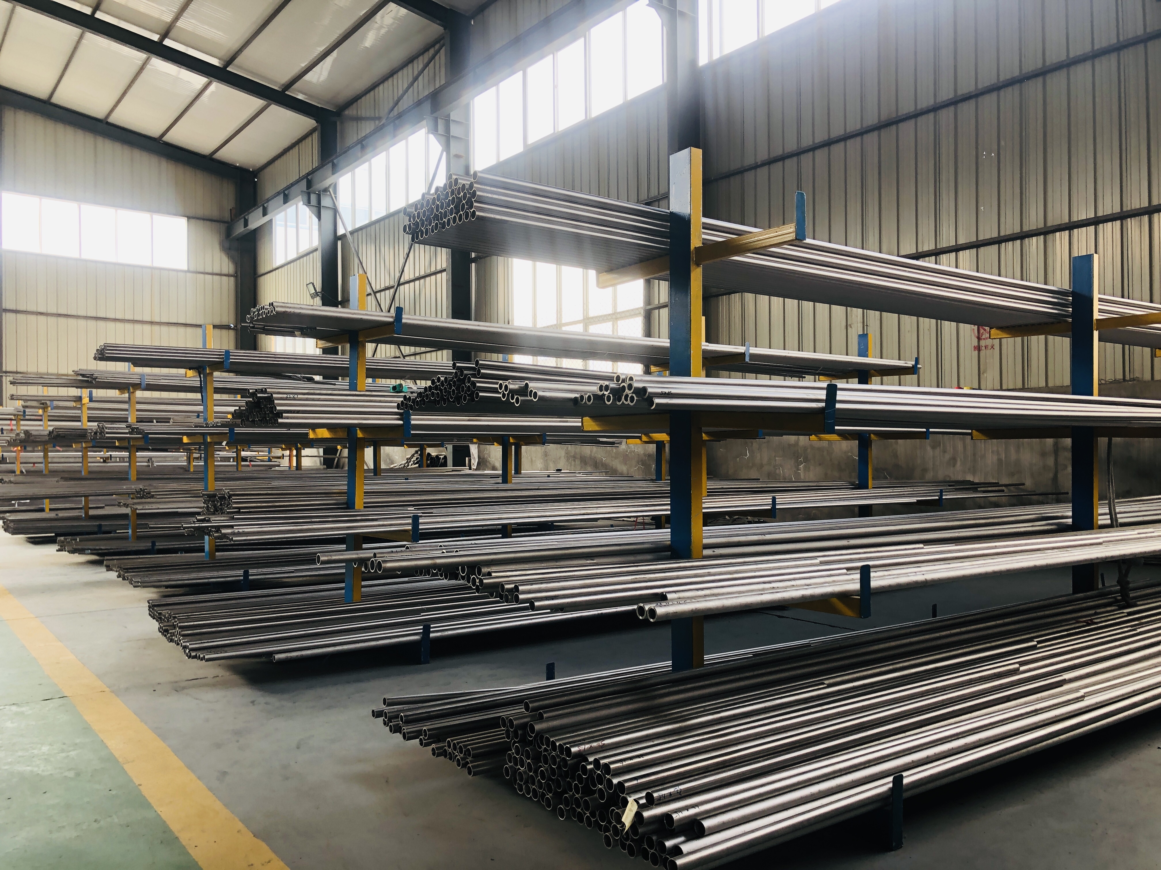 欣旺腾加工定制TA2钛合金无缝管  高精密度无缝零切管