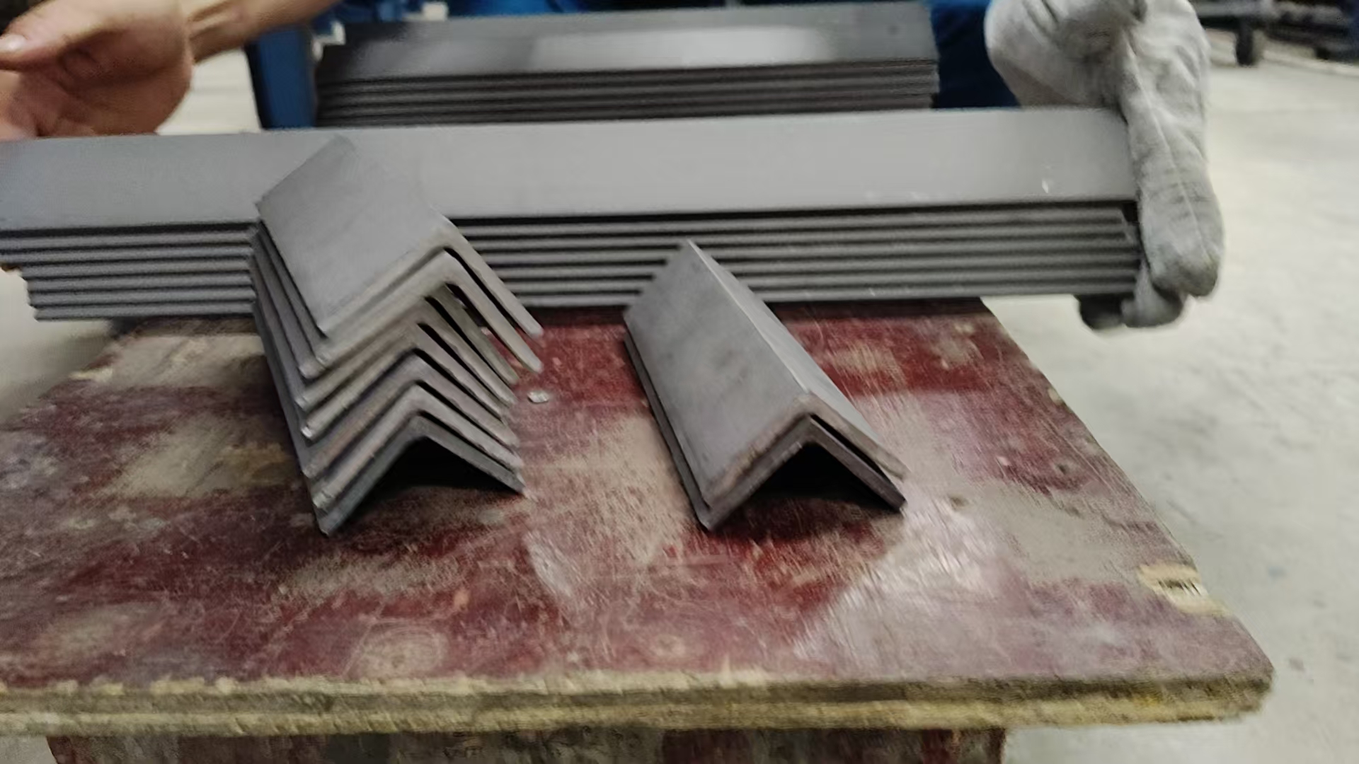 现货TA2钛合金角钢 可定尺零切钛合金角钢  高强度耐腐蚀型材  轧制角钢