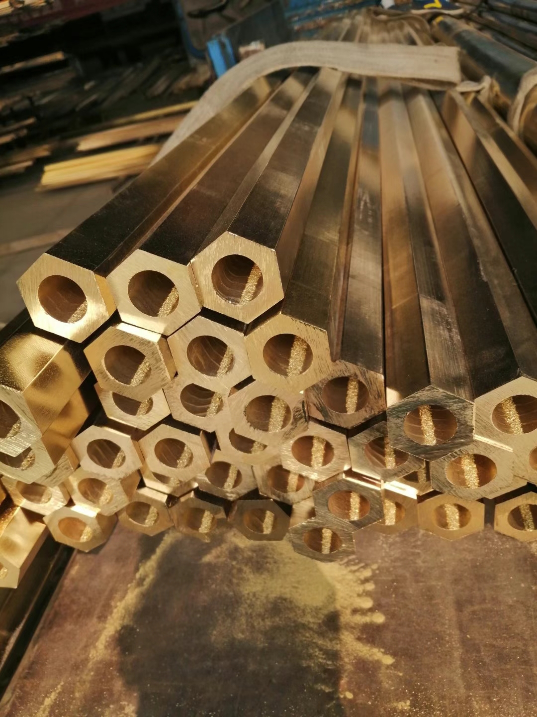 H62黄铜棒H59-1黄铜棒H65黄铜棒H68黄铜棒价格