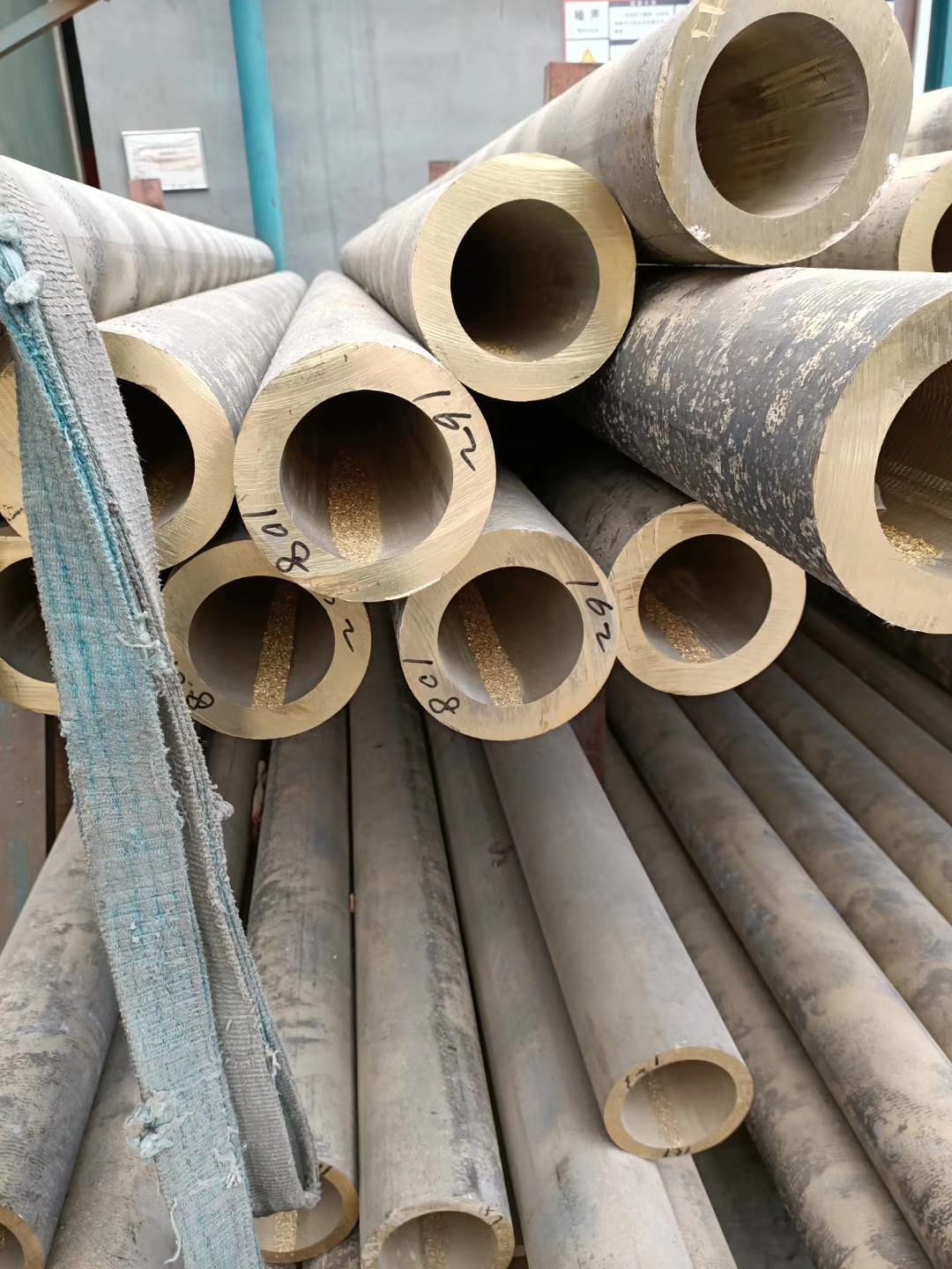 锡青铜、磷青铜、铝青铜、耐磨青铜、铅青铜、锰青铜,黄铜套、棒、板，管