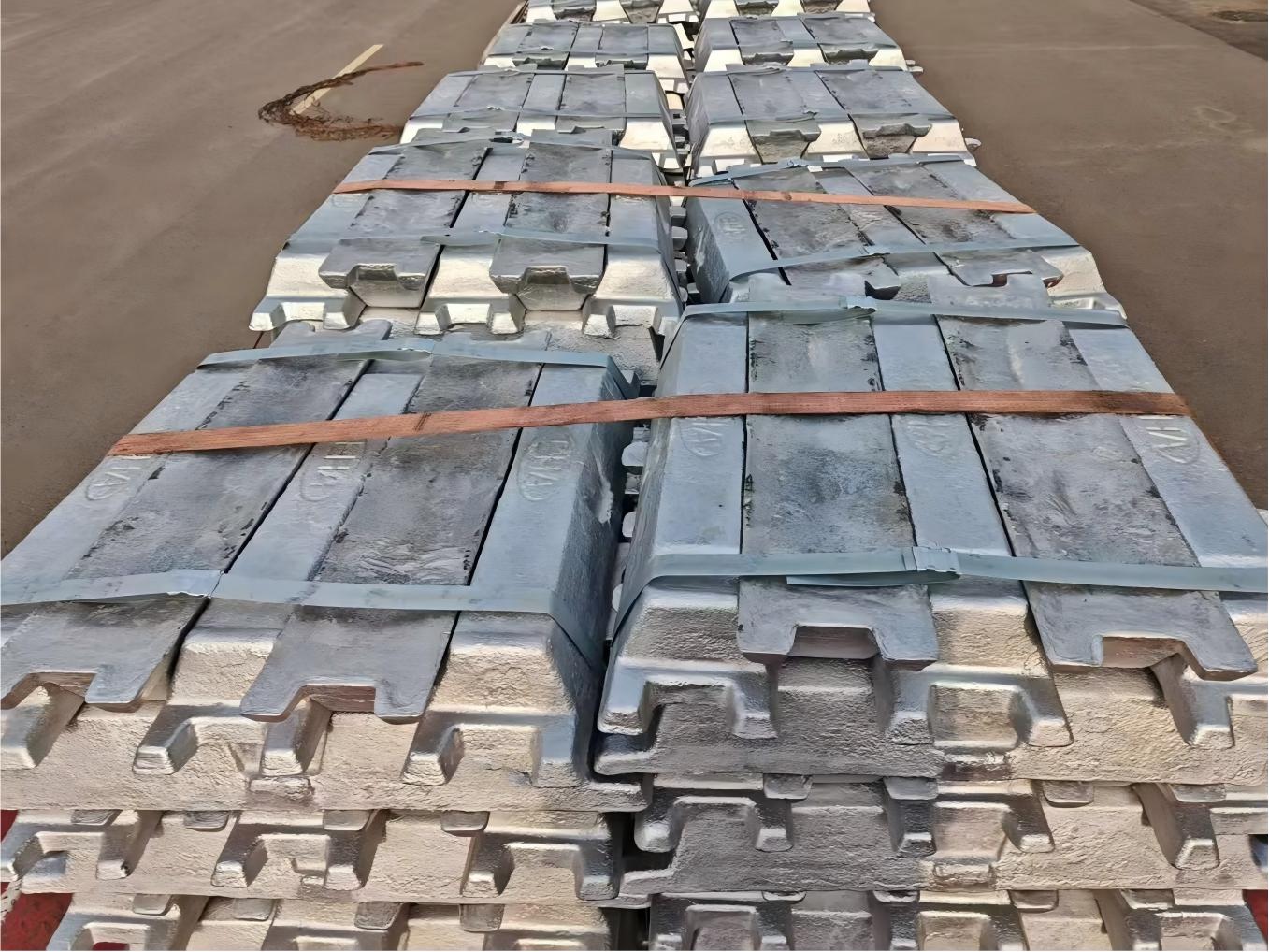 河南食蚁兽实业-现货A00国标铝锭4000吨，Al99.7%