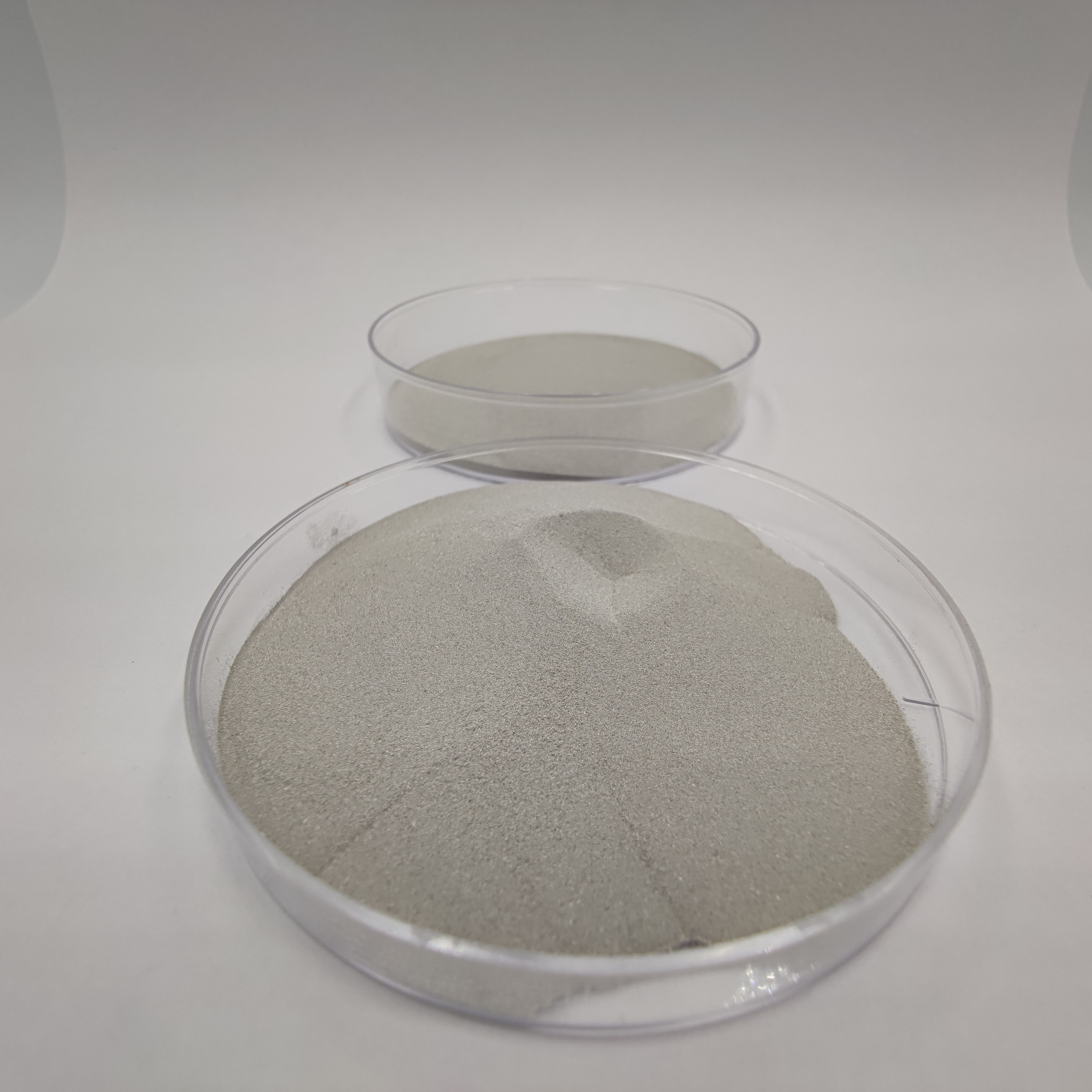 质地柔软的铟粒、铟粉