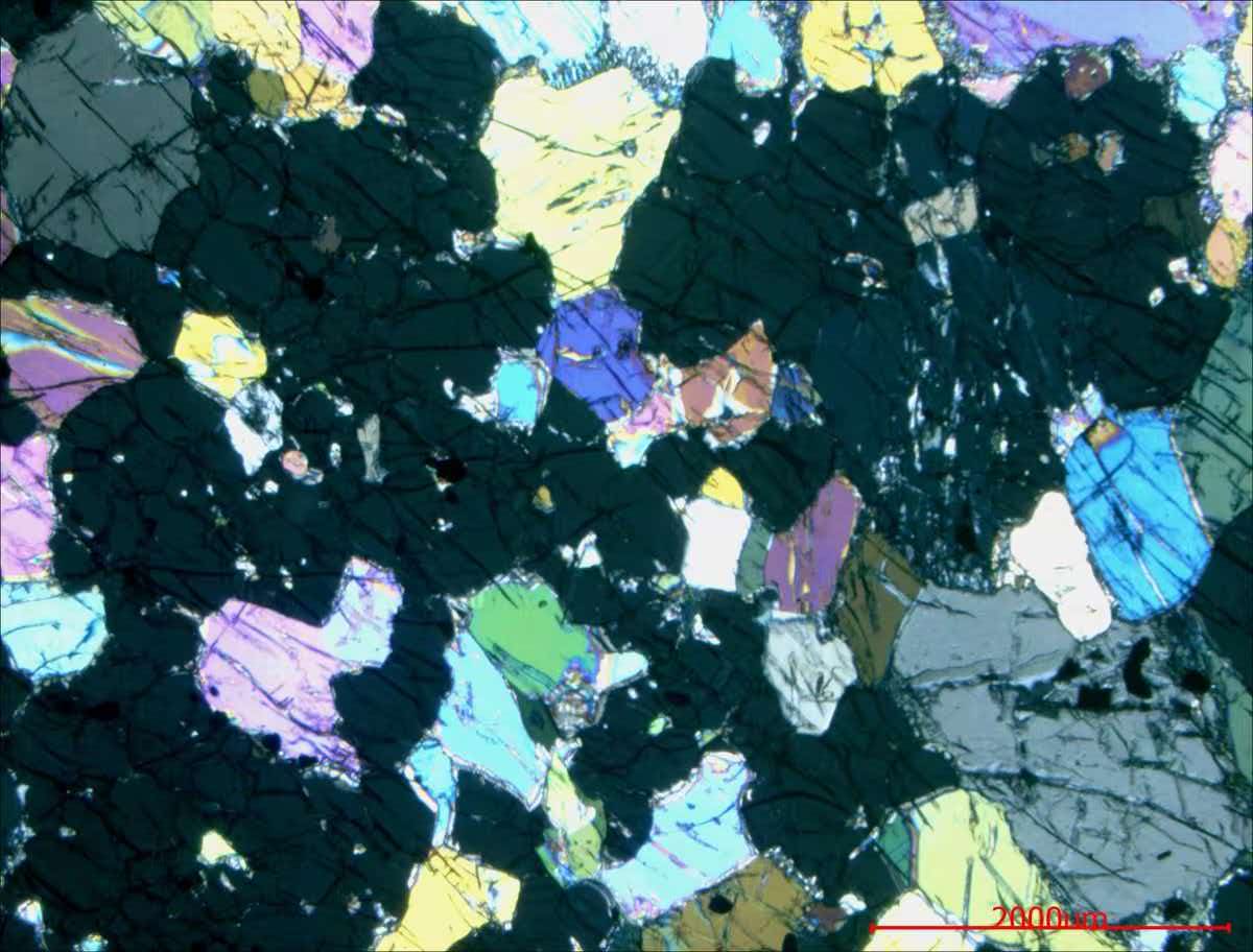 实验室专业岩石化石薄片制作、XRF/LIBS光谱仪测试服务